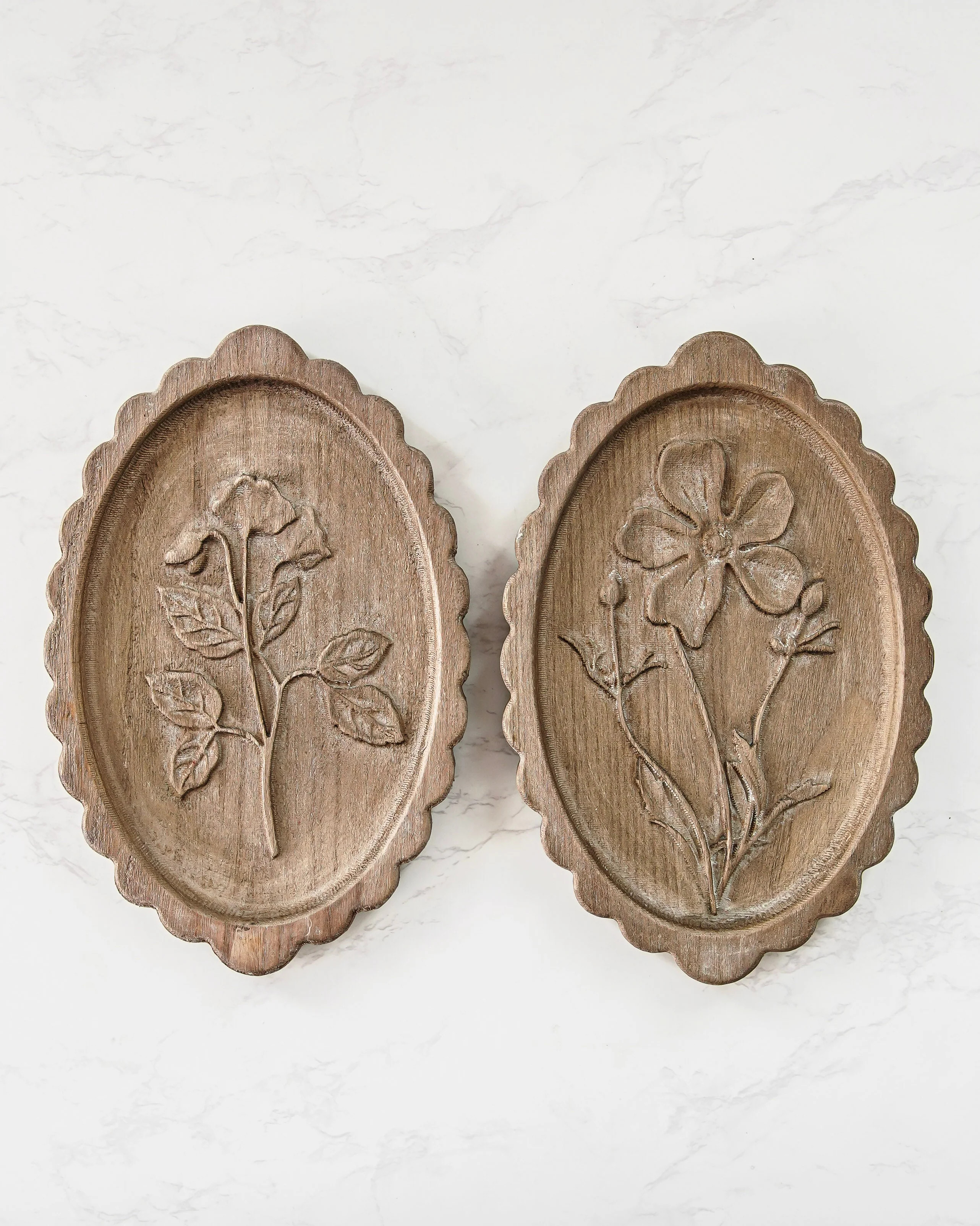 Scalloped Botanical Wall Accent | MJHome