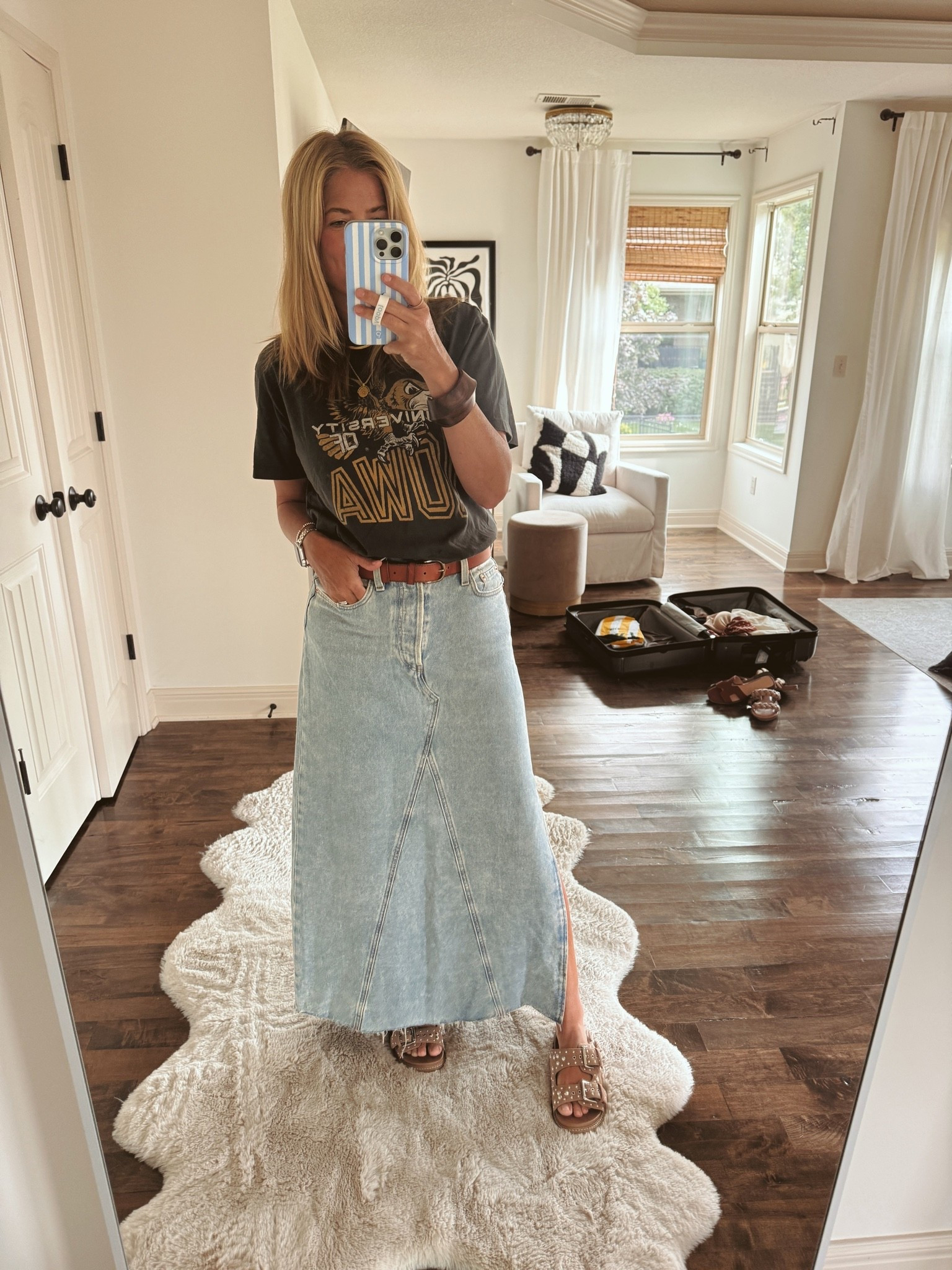 Levi’s icon denim skirt, studded sandals

#LTKdayinmylife #LTKmomlife #LTKOver40