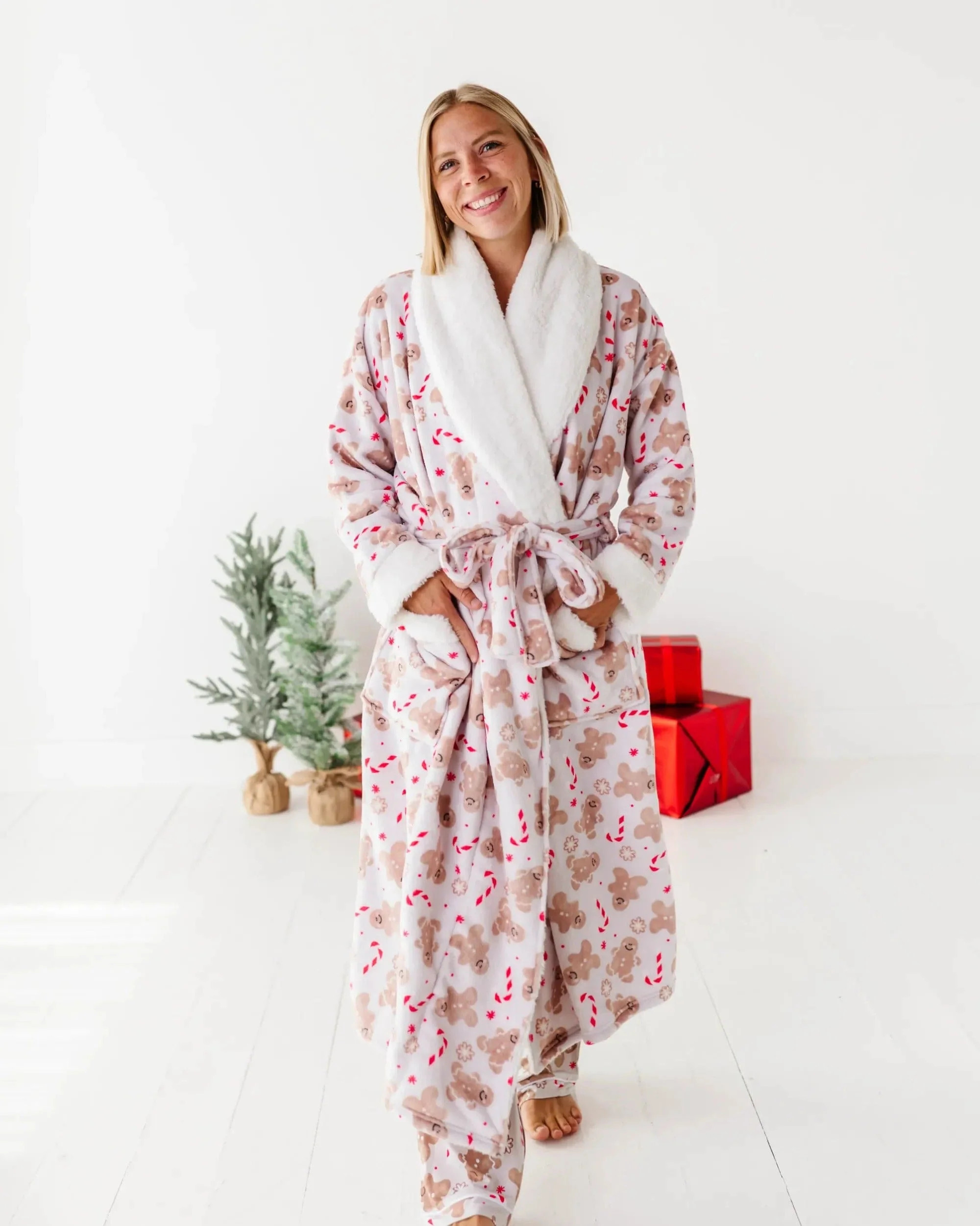 Baking Spirits Bright Adult Plush Robe | Bums & Roses