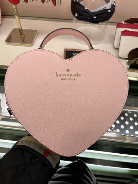 The prettiest pink bag that is perfect for Valentine’s Day! 

#LTKSeasonal #LTKitbag #LTKstyletip
