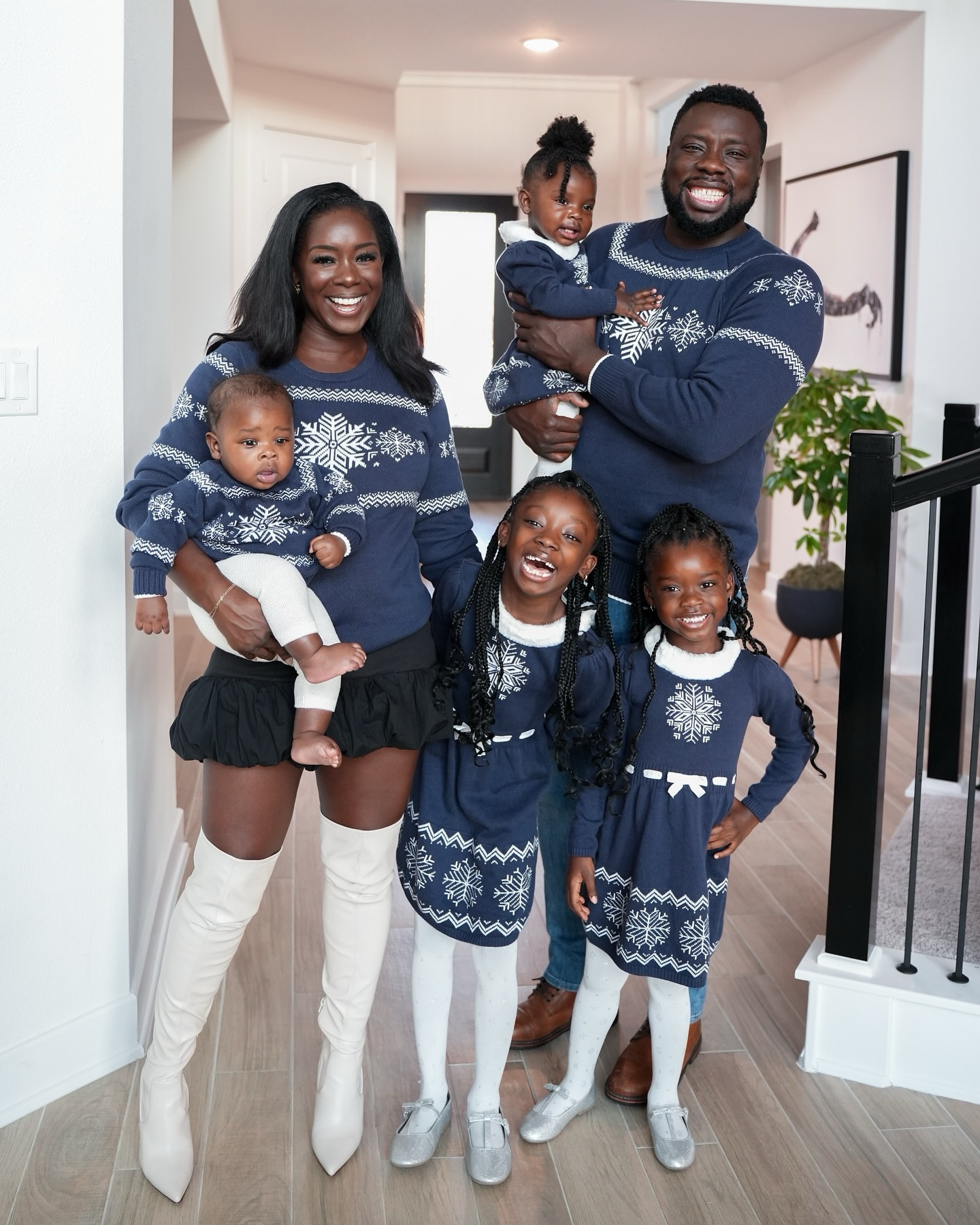 Happy Thanksgiving to you & yours 
from The Lahai family 🤎

#ad @gymboree #gymboree