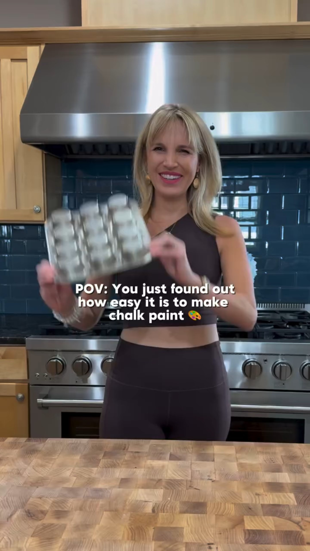 Share with a parent who needs an easy activity for this summer. 🎨 Sidewalk chalk paint = summer magic! 🪄Just crush up some chalk, add a splash of water (no measuring here—just vibes), stir it up, let it thicken a bit, and boom—your pavement is now a canvas! #summeroflove #summertimefun