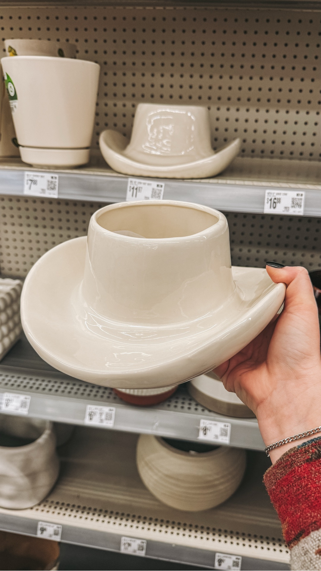 Cowboy Hat Planter found at Walmart !! 🤠🤍 
#western #westernfinds #westernhome #walmart #walmartfinds 

#LTKHome #LTKFindsUnder50 #LTKSeasonal