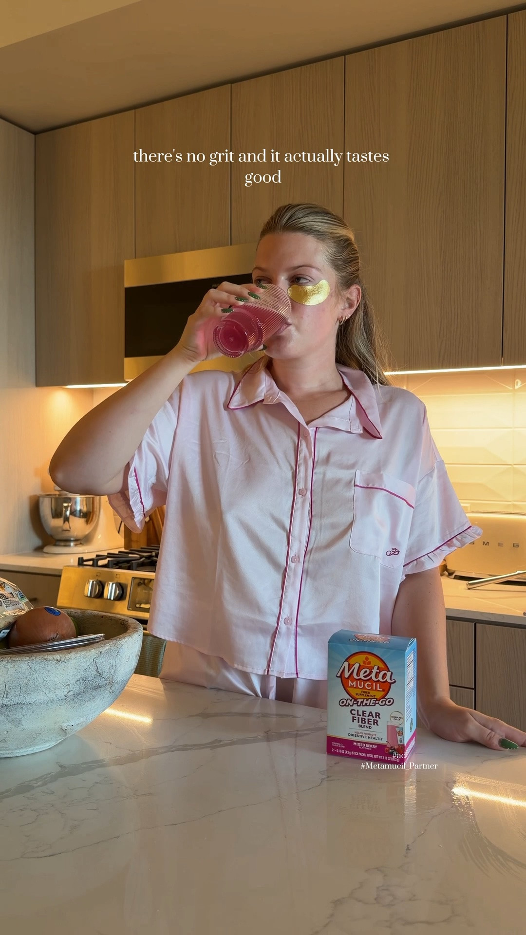 #ad #Metamucil_Partner Tell me you’re entering your Saturn return without telling me 🪐 I just turned 27, and the number of decisions I have to make about my own life genuinely freaks me out sometimes. So I’m starting small with @metamucil - it keeps my gut in check. they’re individually packaged, so i can just toss them in my purse for an easy, on-the-go boost of fiber. and guys: fiber is the new protein. get it at @target !! #targetpartner @shop.ltk #ltktkit

†Diets low in saturated fat and cholesterol that include 7 grams of soluble fiber per day from psyllium husk, as in Metamucil, may reduce the risk of heart disease by lowering cholesterol.  One serving of Metamucil has 2.4 grams of this soluble fiber.