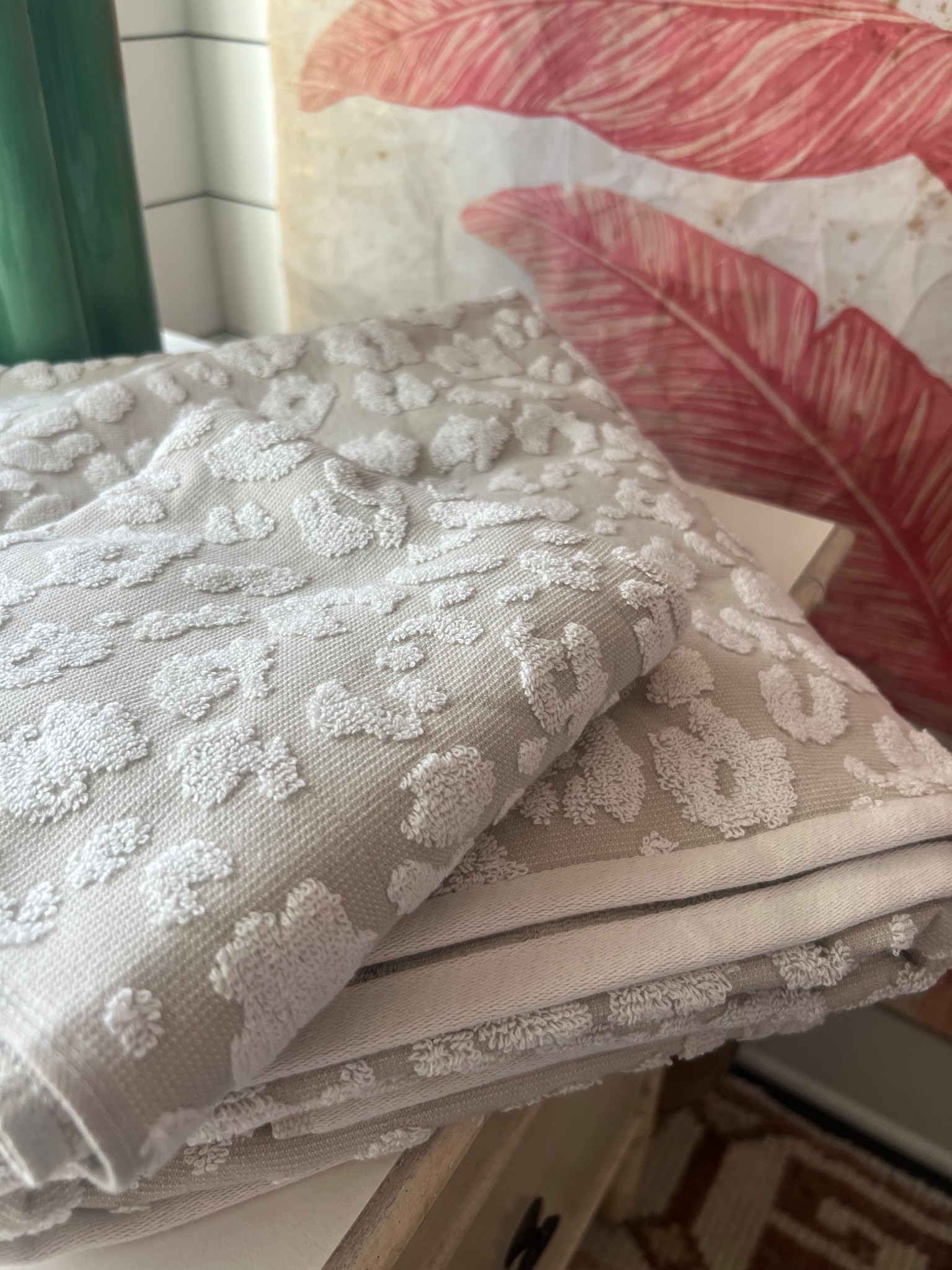 Treated myself to new towels and feel like a brand new woman 🤌🏻

#LTKFindsUnder100 #LTKHome #LTKOver40