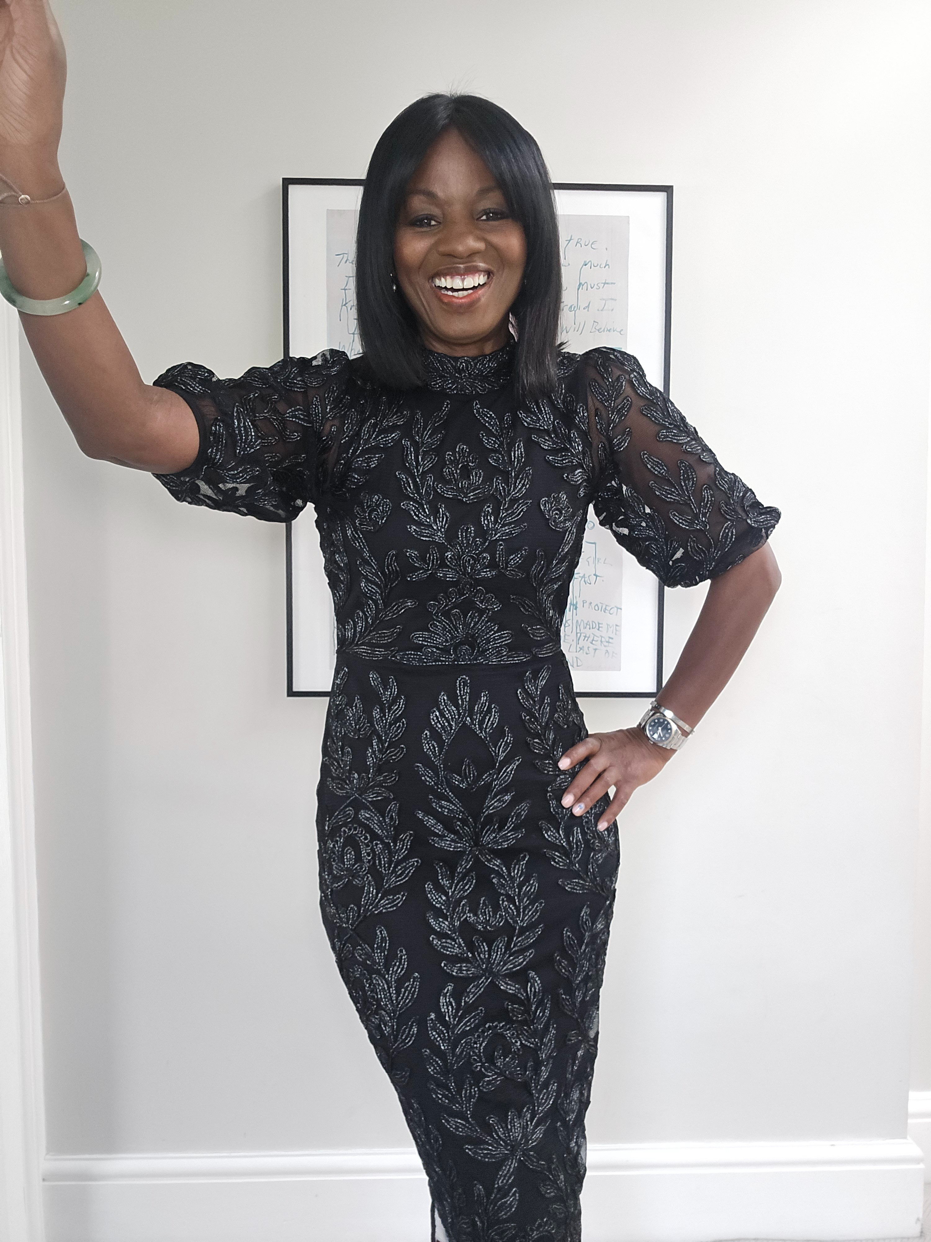 Timeless party dress

#LTKfestive #LTKdatenight #LTKpartywear