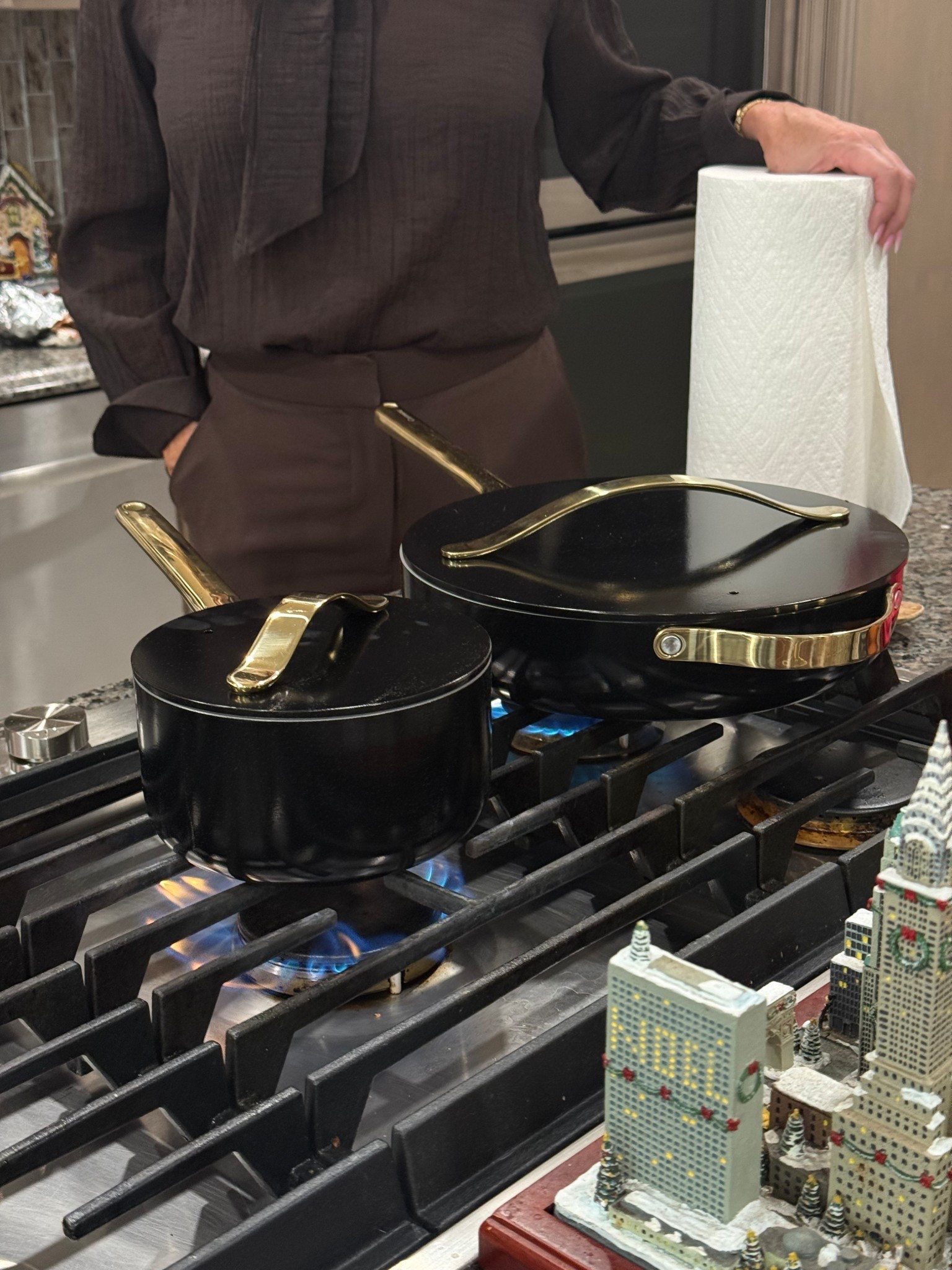 nontoxic pots

Nontoxic pots and pans!
Add this to your Christmas wishlist!
Black Friday sale 
Luxury gifts 
New home
Home registry 
Wedding registry 
Black pans
Cooking 
Thanksgiving 

#LTKmomlife #LTKHome #LTKHoliday