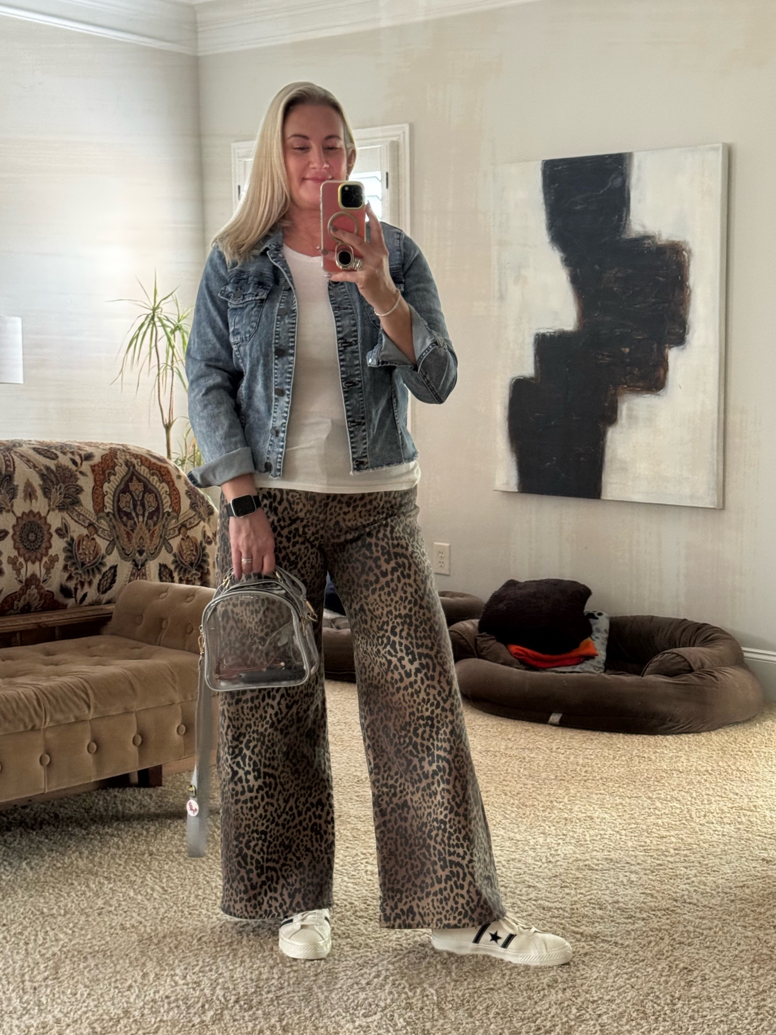 The jeans on repeat…again!!! 
#leopardjeans #affordablejeans #affordableoutfit#gamedayoutfit #concertoutfit #clearnagpolicy #clearconcertbag #whitesneakers #jeanjacket #jeans

#LTKStyleTip #LTKOver40 #LTKMidsize
