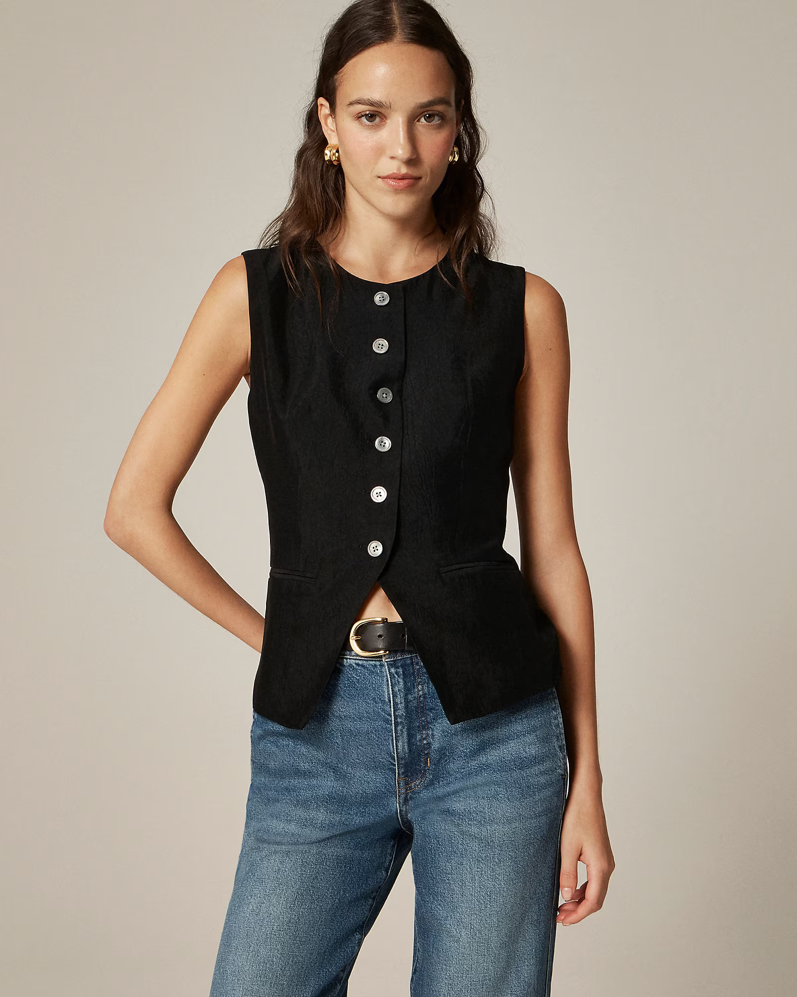 Essential cutaway vest top in textured satin | J. Crew US
