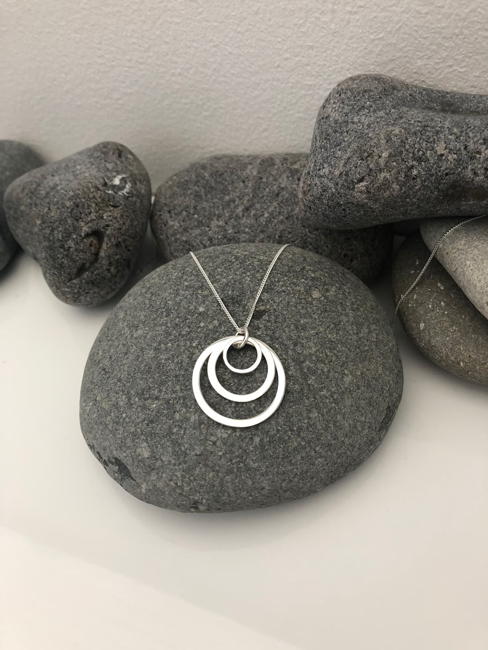 Triple Circle Silver Necklace. Silver Long necklace. Circle Pendant Necklace. 3 Circle necklace | Etsy (AU)