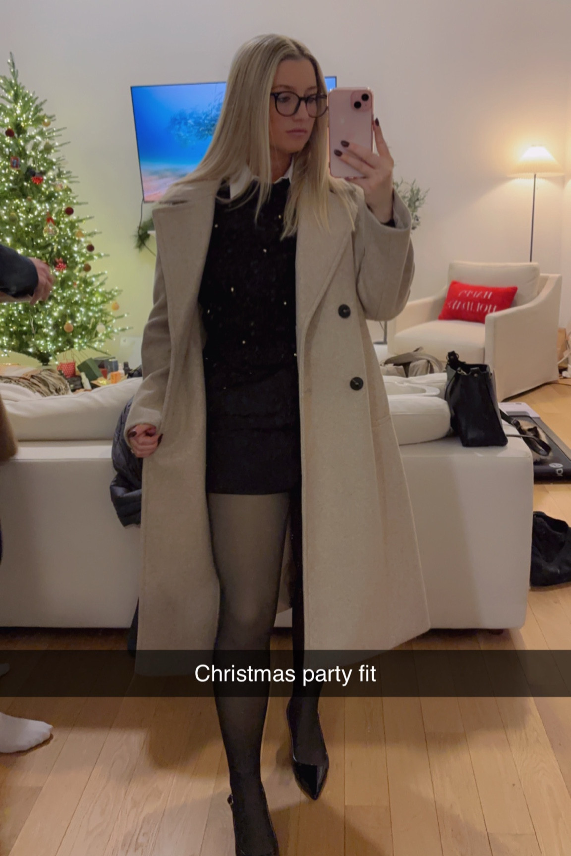 Christmas holiday party outfit idea 
#holidayfashion #holidaypartyoutfit #christmasoutfit #holidayoutfit #winterfashion

#LTKBeauty #LTKFindsUnder50 #LTKFindsUnder100