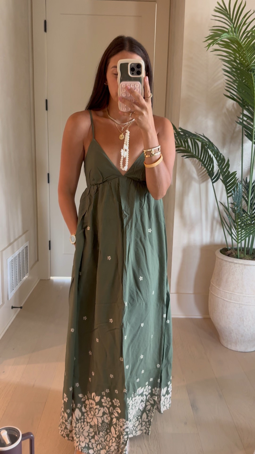 Dress: small
(Blameitondede) 25% off + my code for an extra 15% off!

#abercrombiepartner @abercrombie

Dressupbuttercup.com #dressupbuttercup #dederaad 

#LTKFindsUnder50 #LTKSaleAlert #LTKSeasonal