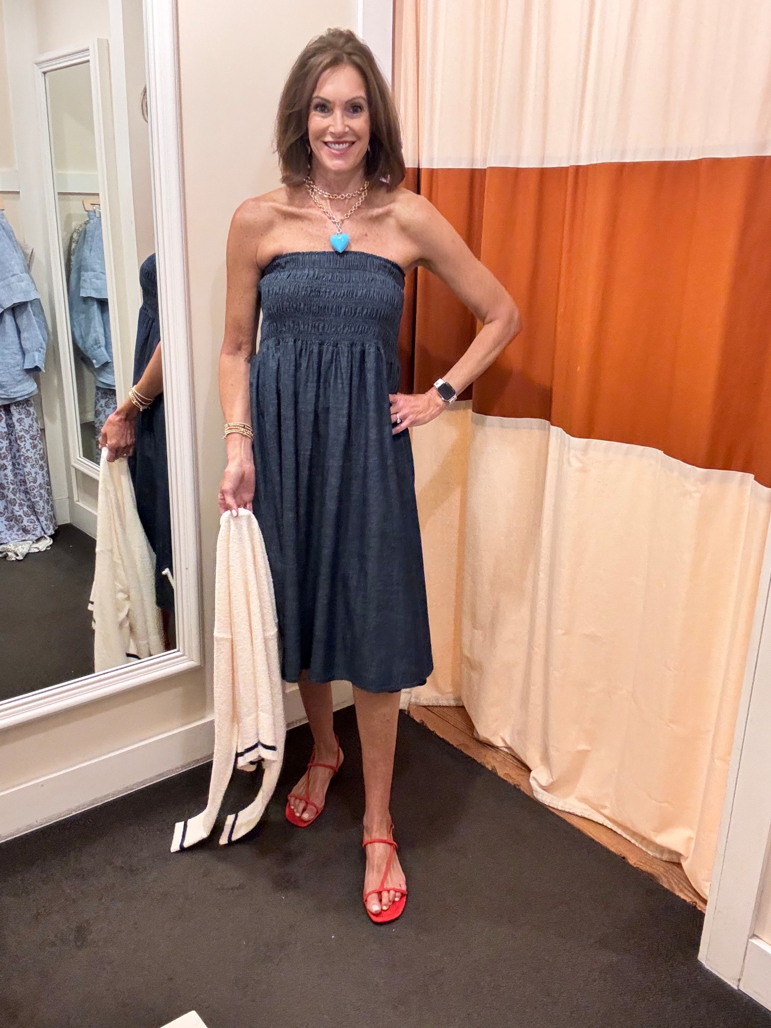 Make the skirt a dress!!!

Size medium 

Summer outfit 
Country concertt

#LTKSaleAlert #LTKxMadewell #LTKStyleTip