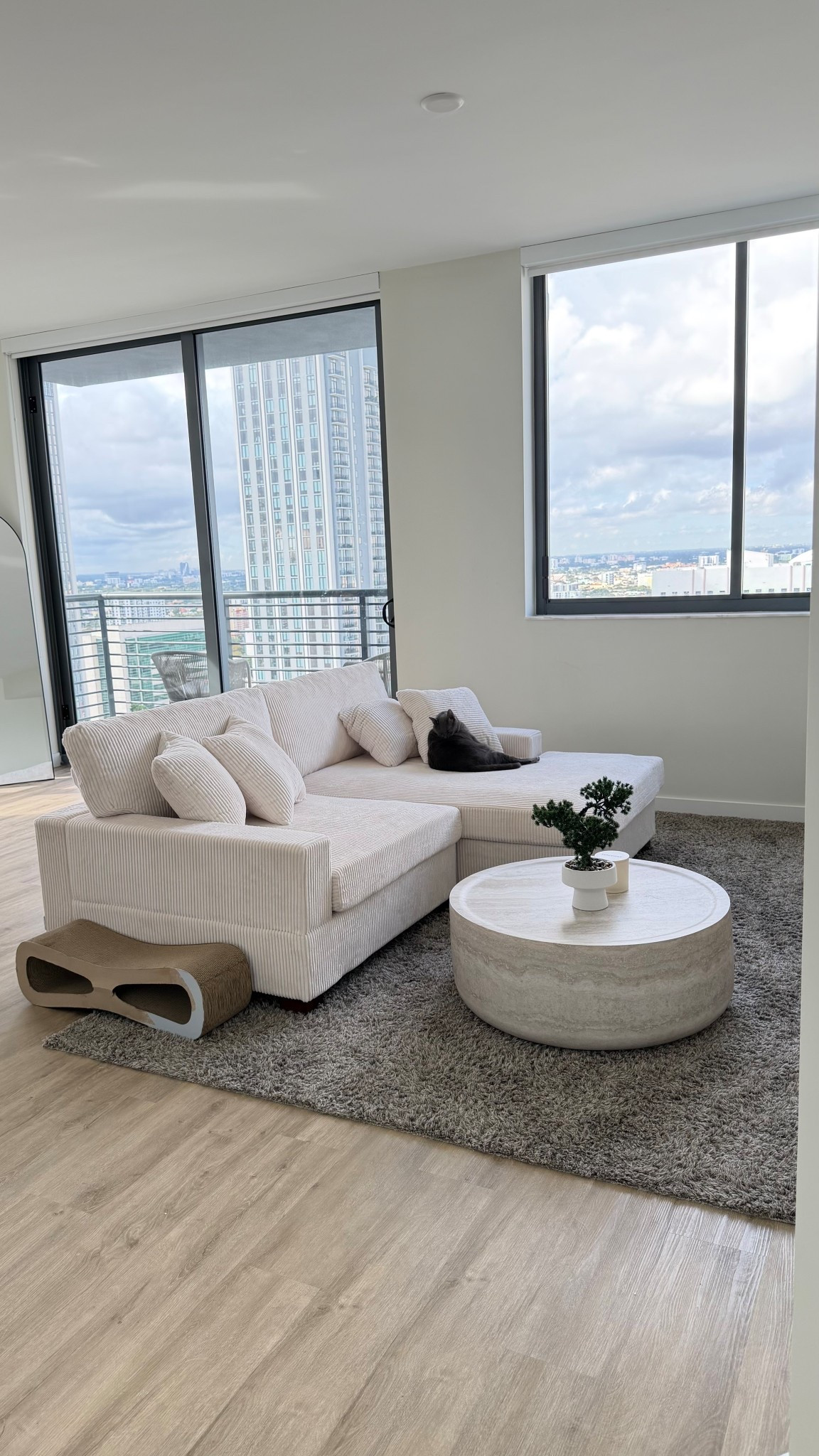 Este es mi sofá lo pedí en color beige <3 