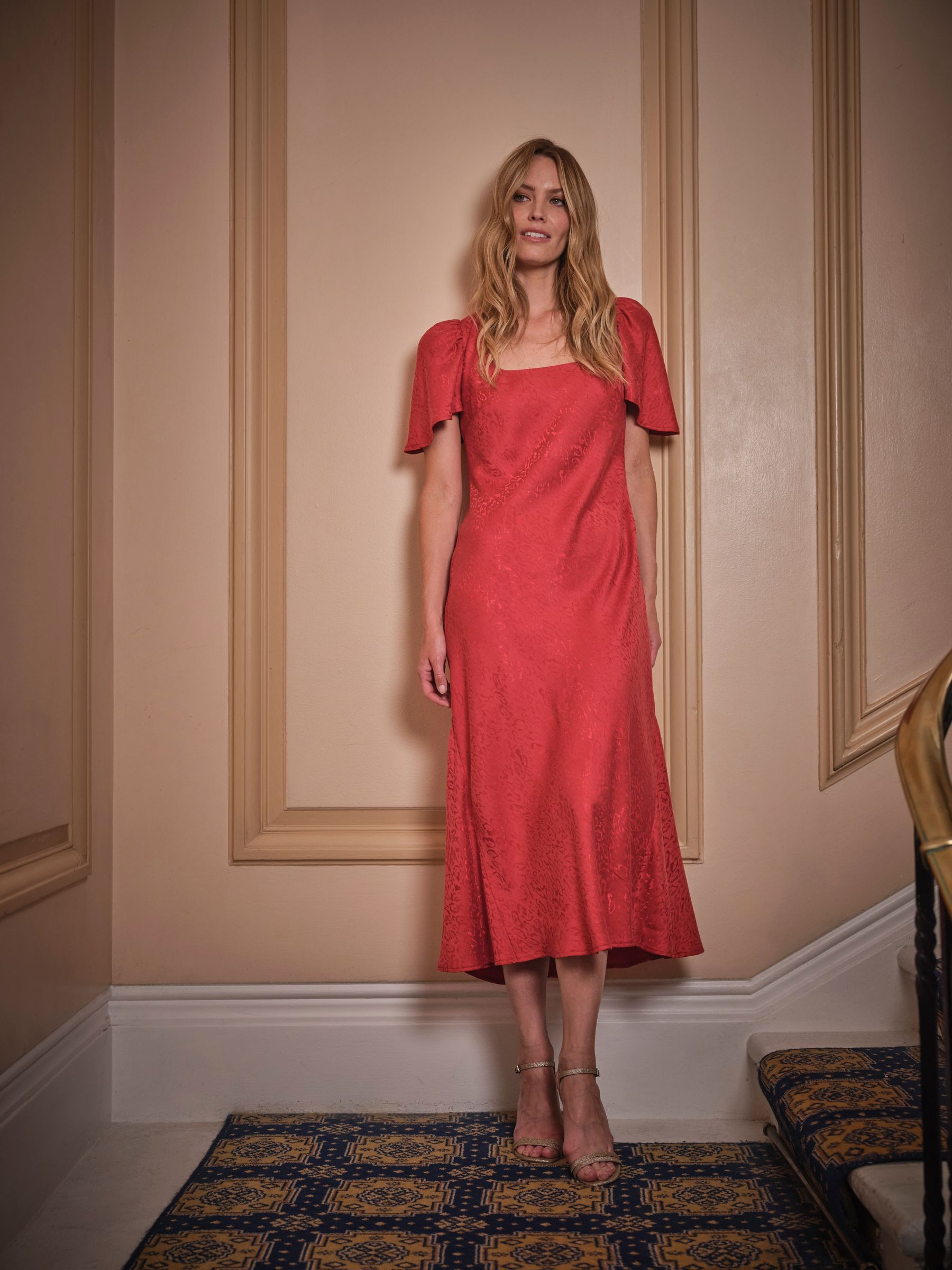 Luna Red Regular Square Neck Jacquard Midi Dress | FatFace | Fat Face