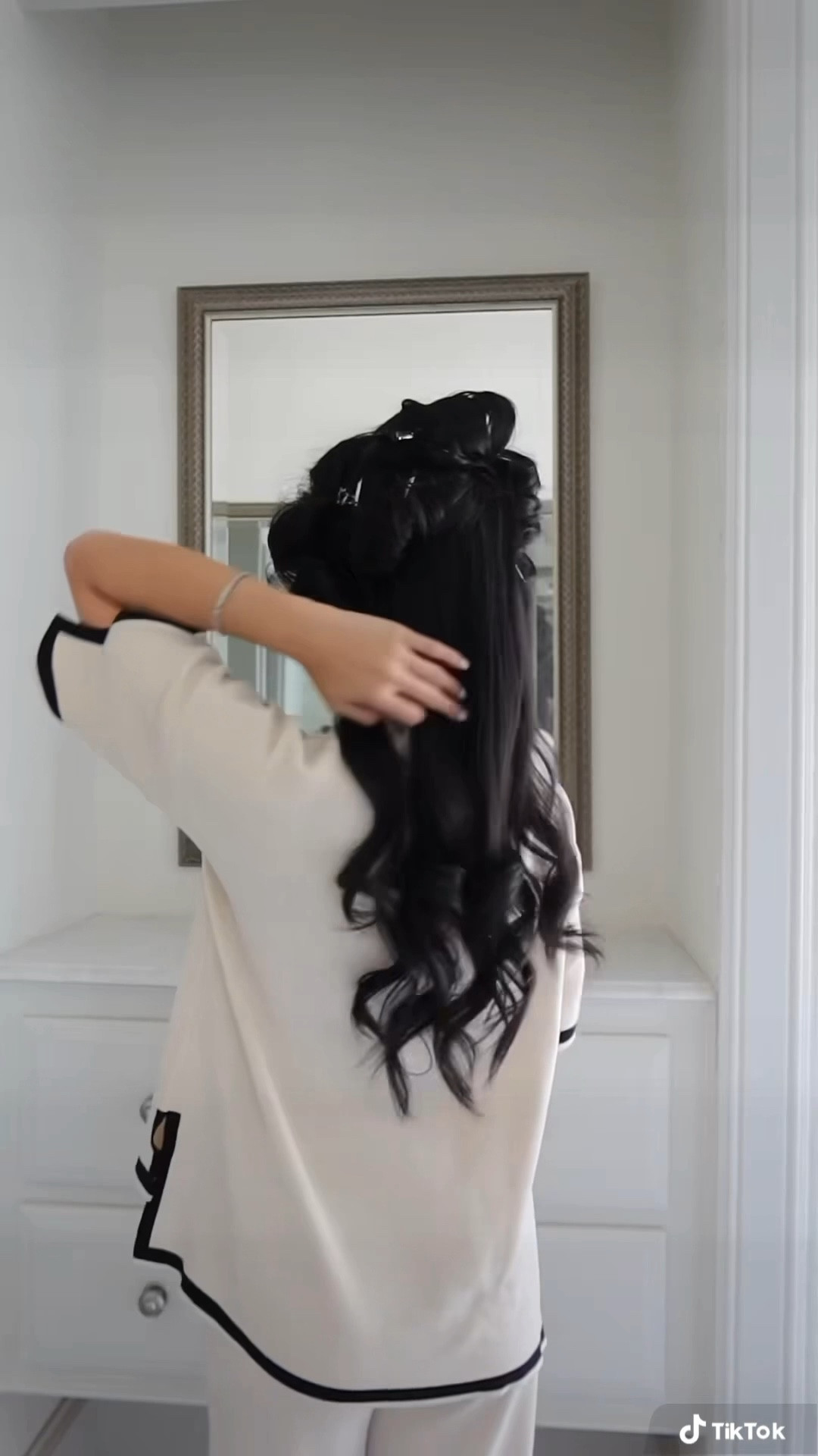 Dyson airwrap is 20% off 

Lip color: slip 

#LTKWatchNow #LTKBeauty #LTKSaleAlert