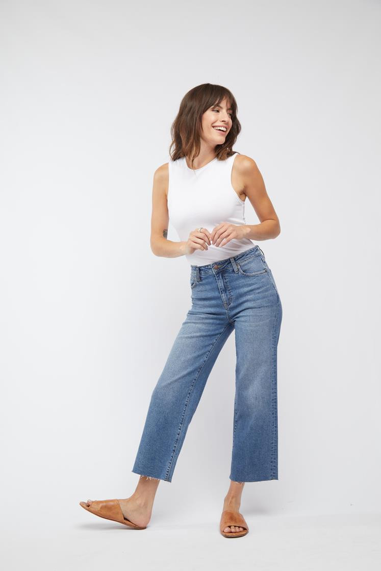 Aberdeen High Rise Wide Leg Crop 90s Blue | South Moon Under