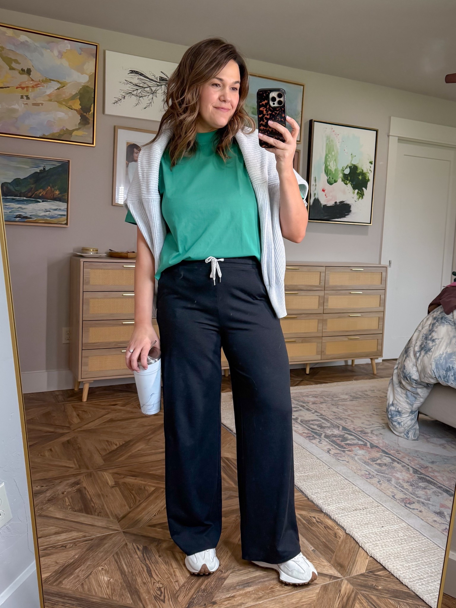 Travel #ootd 



Casual style, travel style, comfortable ootd, outfit ideas for moms on the go, midsize style, size 10 style, size 12 style, outfit ideas for midsize moms, vuori pants, wide leg pants, green t shirt, favorite t shirts 

#LTKMidsize #LTKOver40 #LTKootd