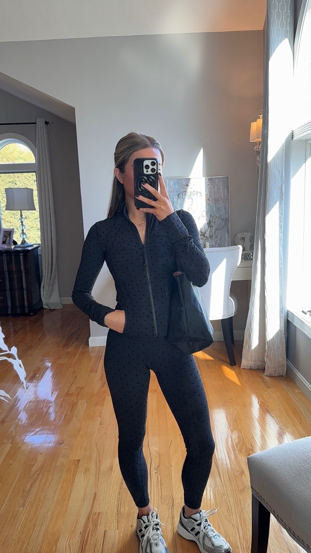 wearing a 2 in lulu jacket and 0 in leggings l! 

#LTKU #LTKSeasonal #LTKootd