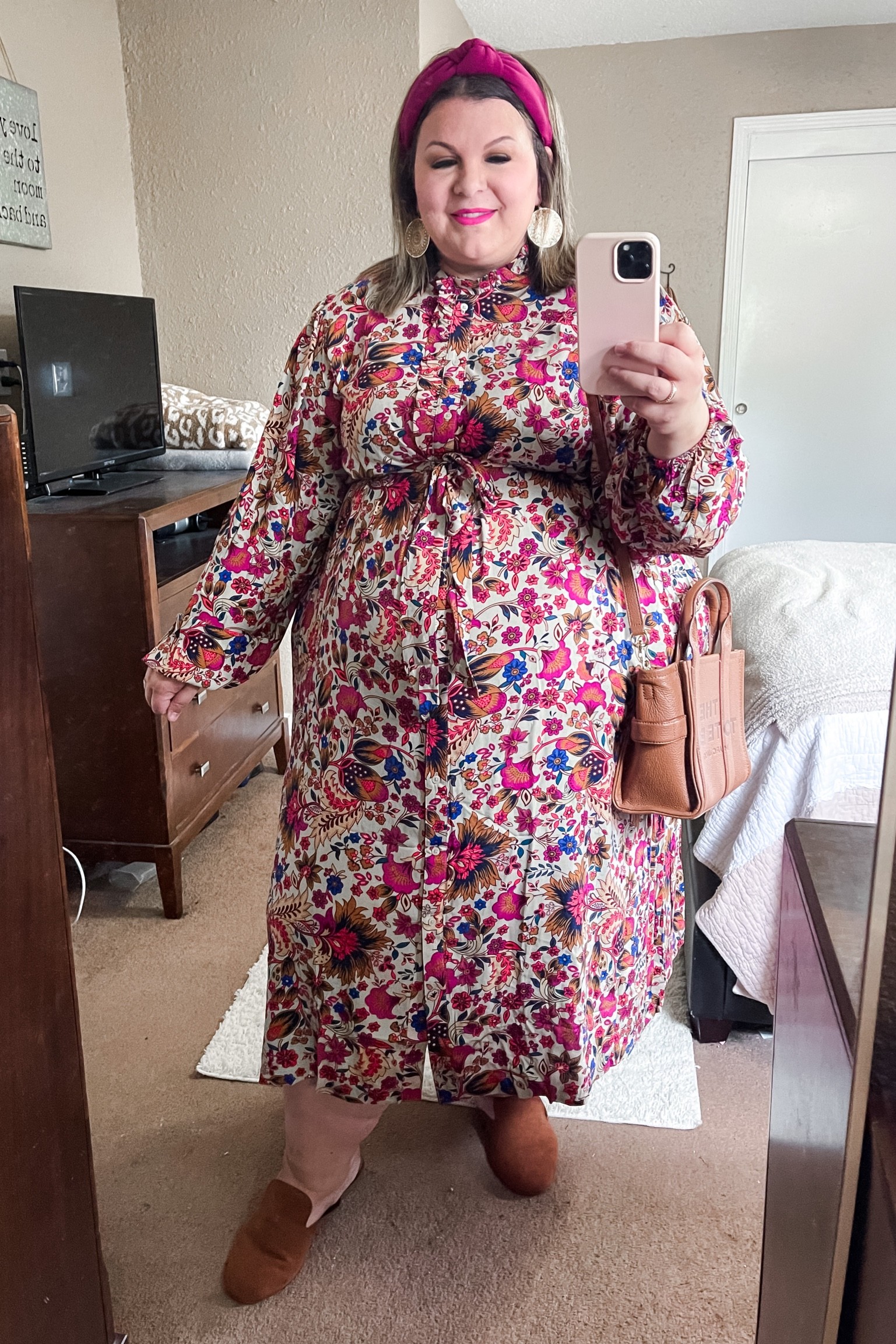 Plus size dress - wearing 4X
Plus size fall outfit 
Plus size Thanksgiving outfit 
Plus size fall family photos dress
Styled with wide width mules and Marc Jacobs Mini Tote

#LTKcurves #LTKHoliday #LTKunder100