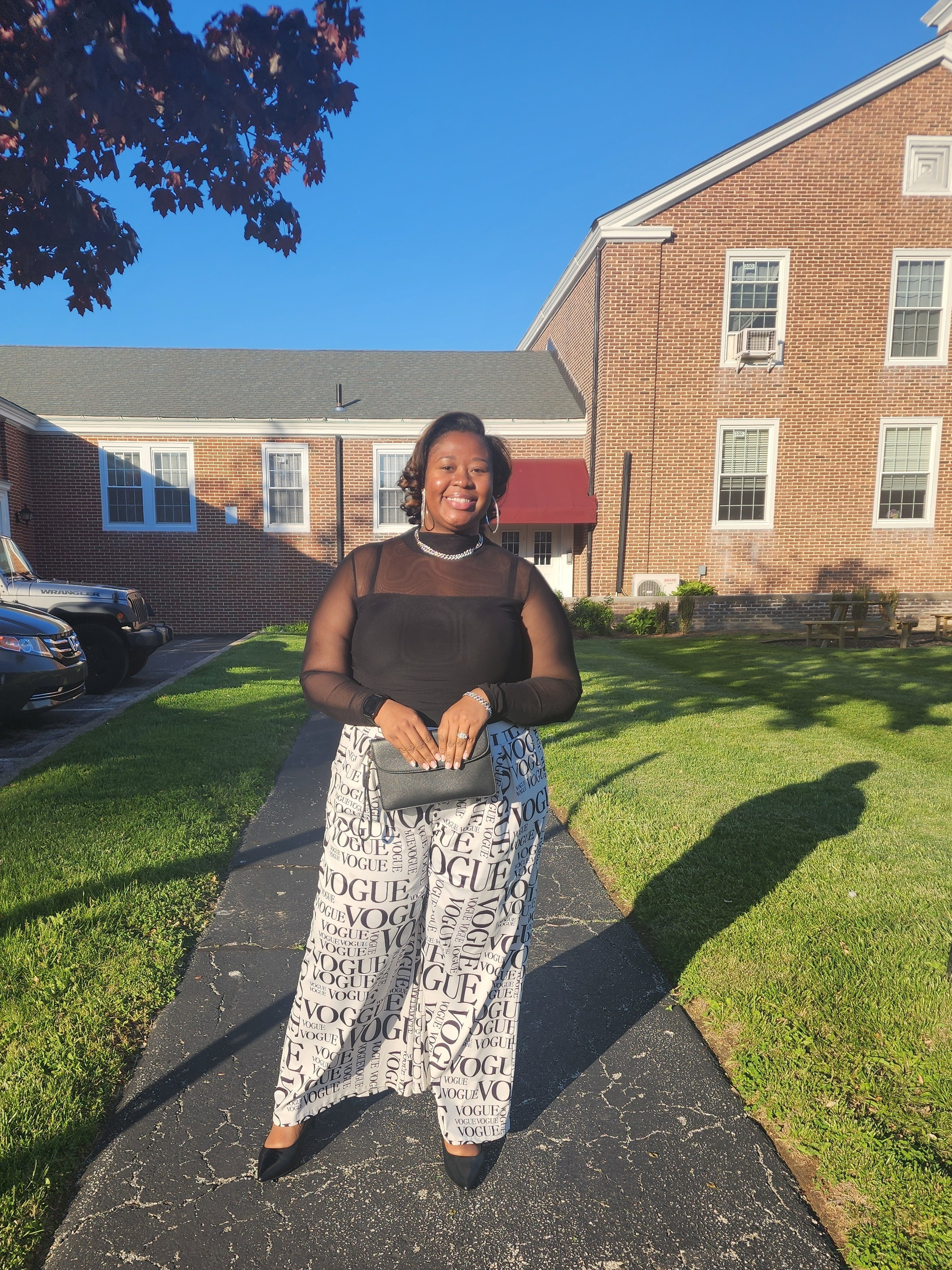 Vogue, strike a pose

#LTKPlusSize #LTKootd #LTKSaleAlert