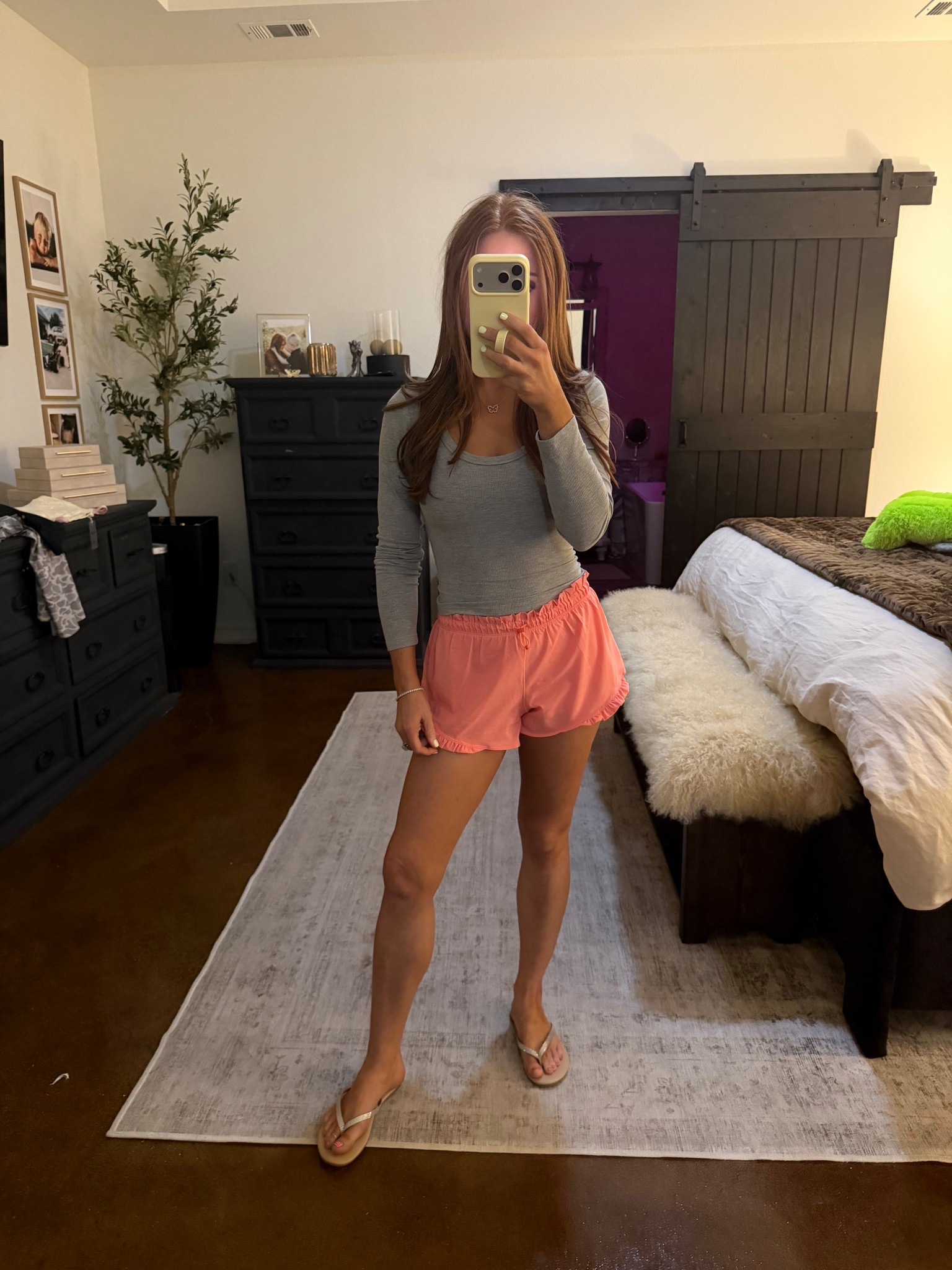 In a small in the top and XS in bottoms!

#LTKPetite #LTKActive #LTKSpringSale