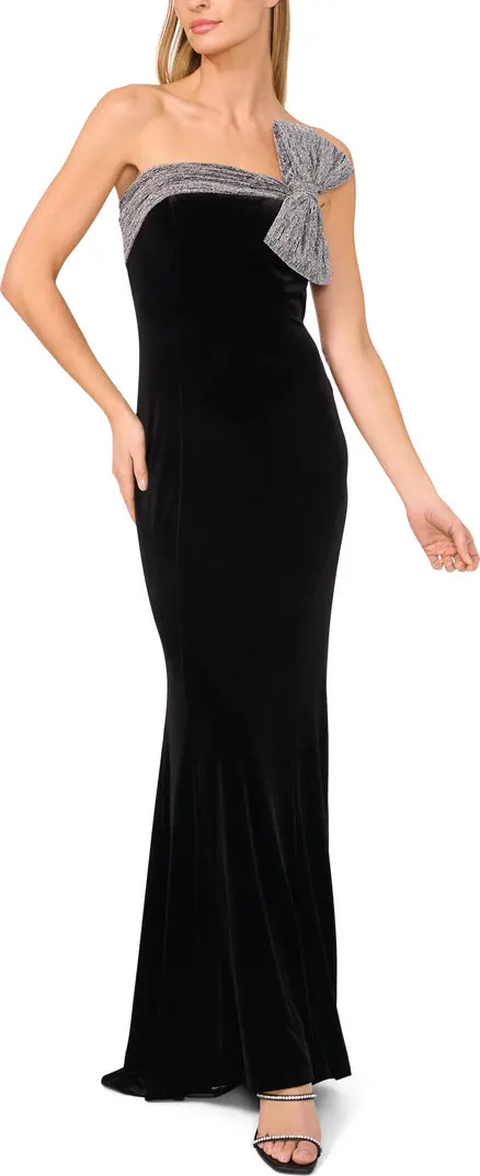 Bow Detail Strapless Velvet Gown | Nordstrom