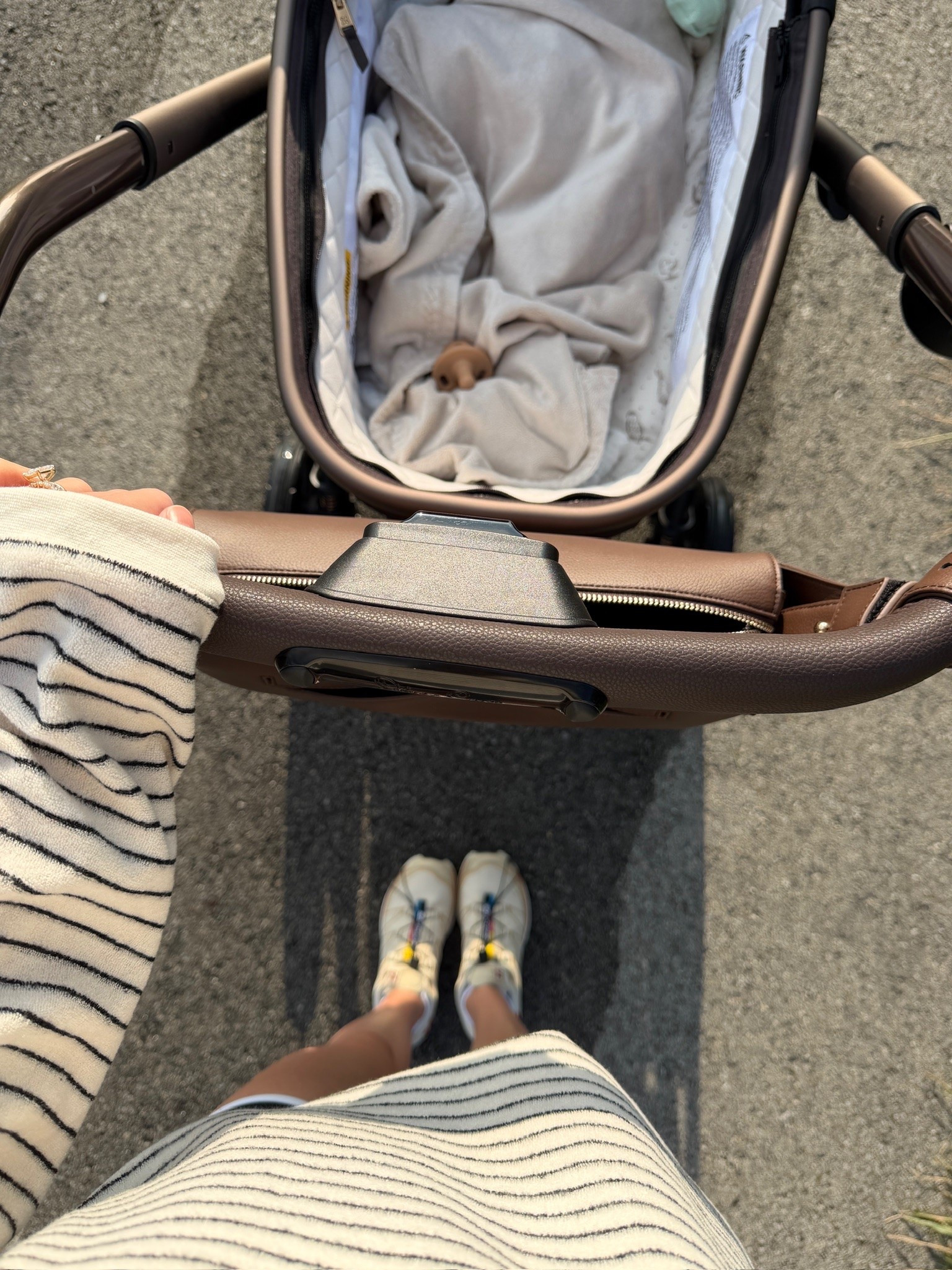 SIZE: small in top & shorts (linked similar), shoes run tts! #kathleenpost

Athleisure, postpartum outfit, newborn phase, walking outfit

#LTKootd #LTKmomlife #LTKBaby