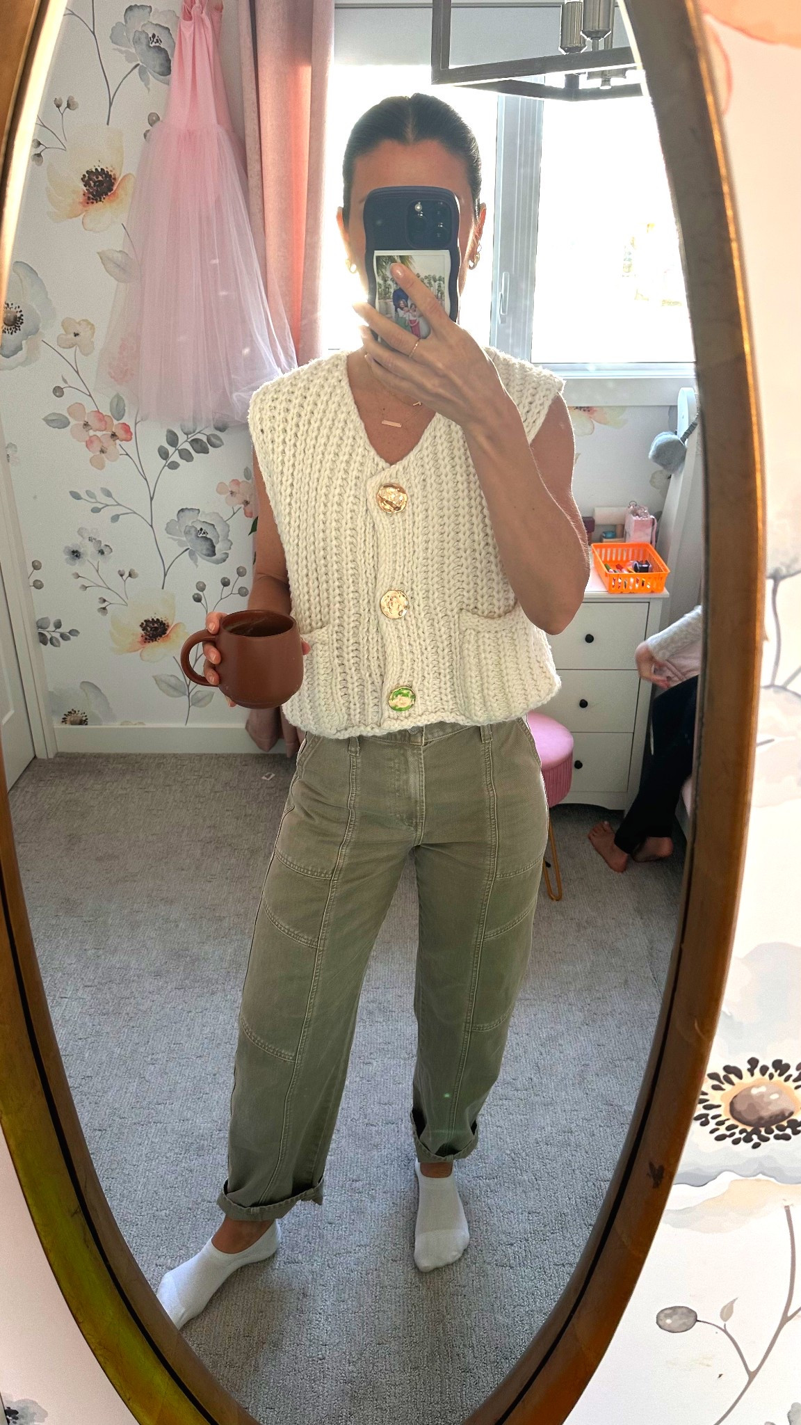 Church OOTD #barreljeans #knittop #thegap #amazonca