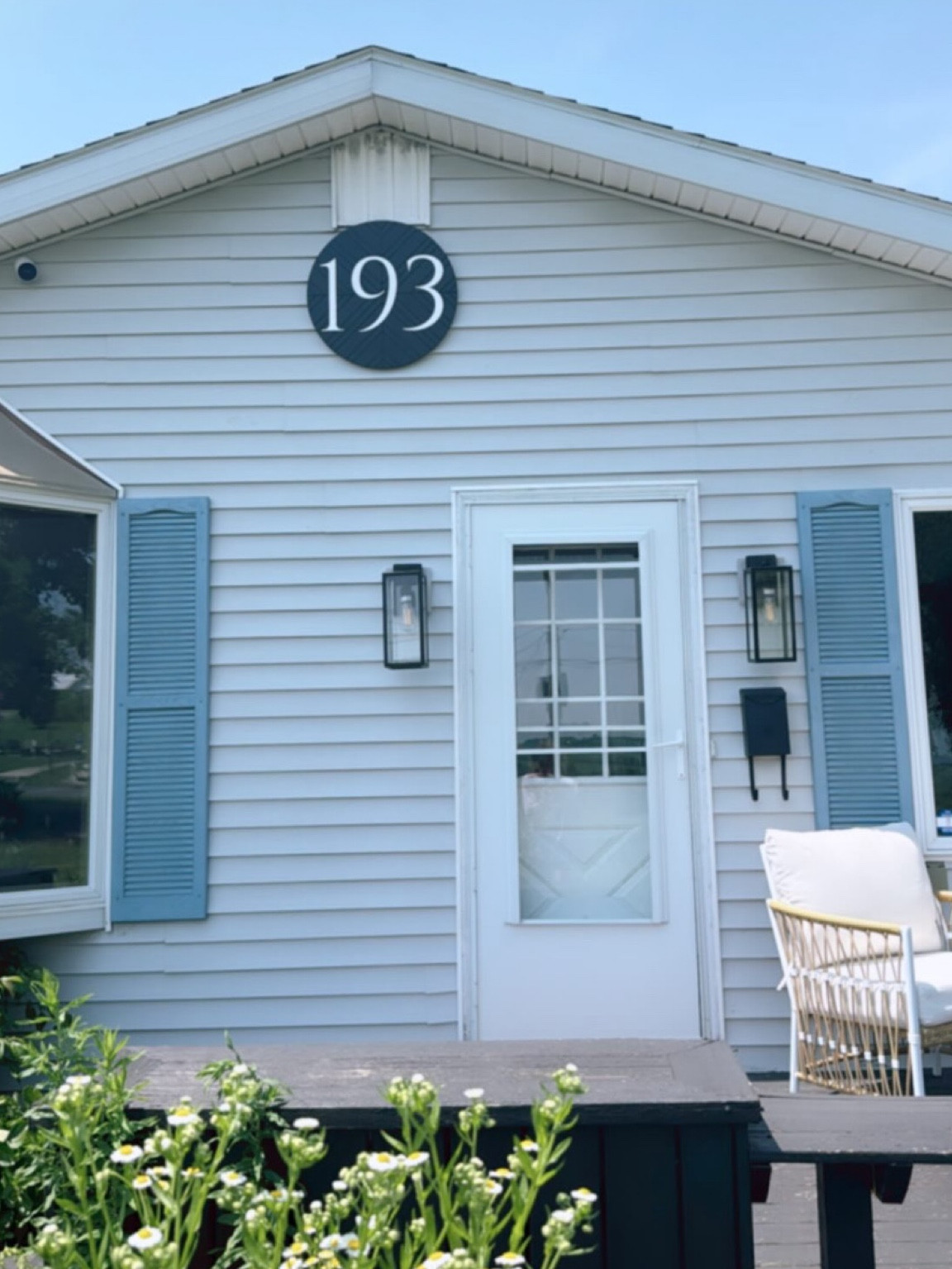 Round House Number 🖤

#LTKfindsunder100 #LTKfamily #LTKhome