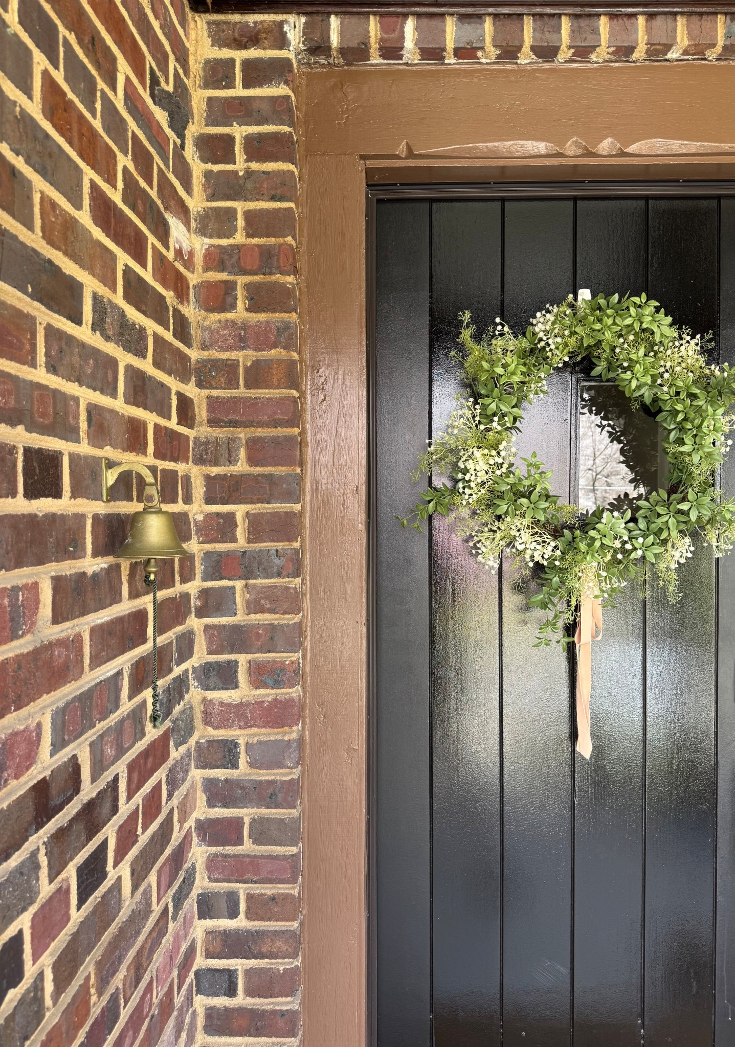 I believe this wreath has been discontinued, but here’s a similar one! I found the bell at an estate sale - linked similar ones here ☺️

#LTKHome #LTKSeasonal