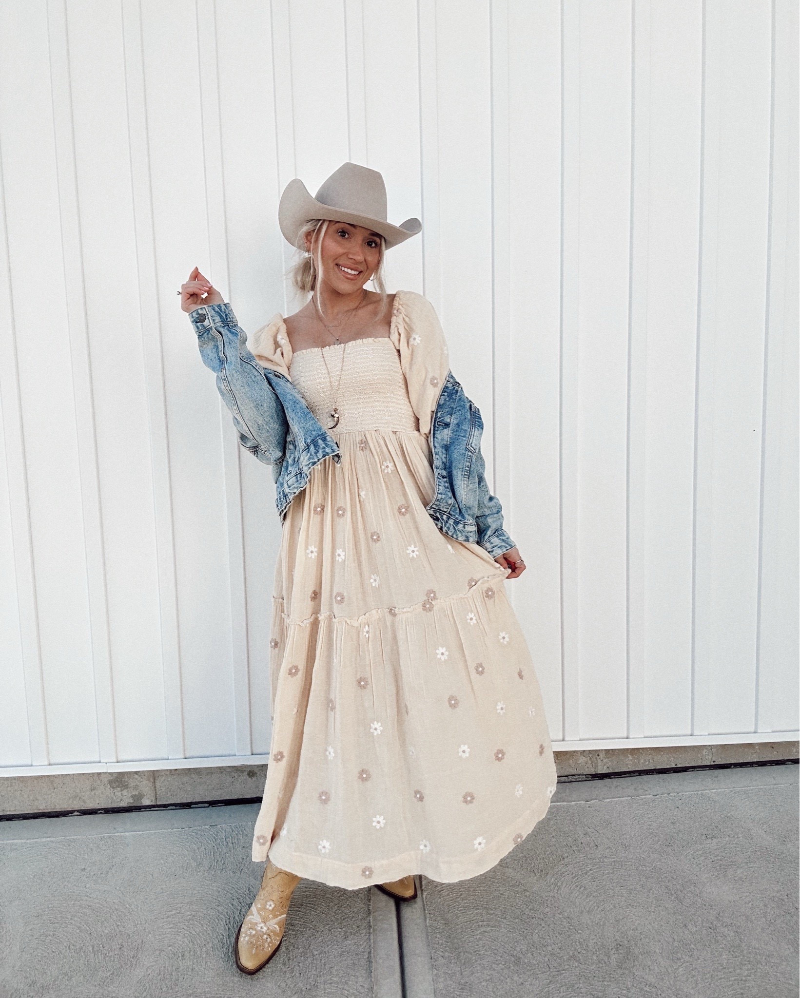 Fall maternity style 

#LTKBaby #LTKBump #LTKootd