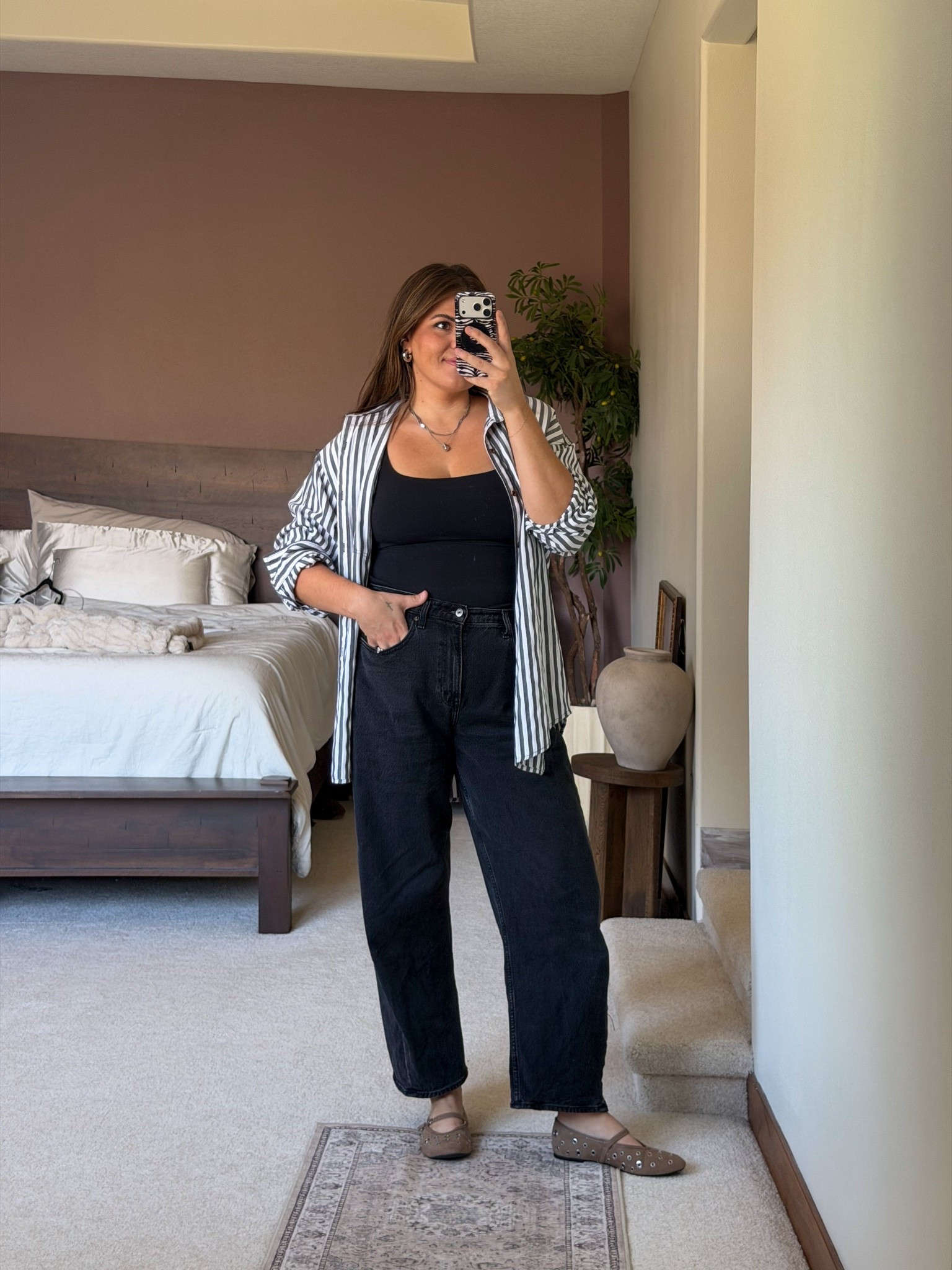 Fall ootd!  ￼@abercrombie!

Stackable code today!

Jeans size 32!

Midsize, size 12, size 14, mom style, curvy outfit, thick tummy approved, fall outfit haul