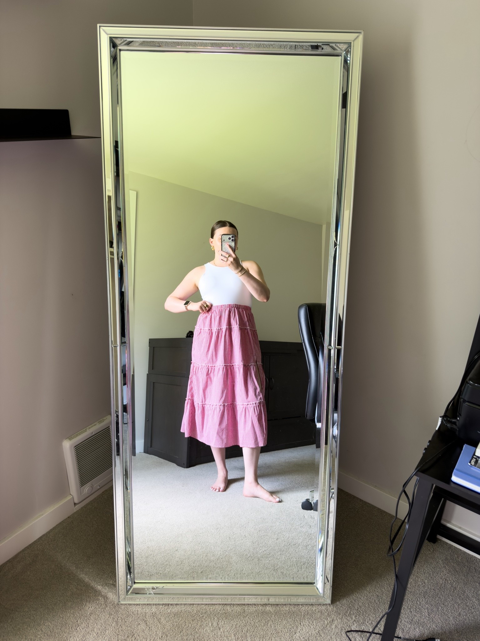 Loving a gingham skirt for the spring! This fuller length option is such a vibe 🙂‍↔️

I’m wearing a M tank and size L skirt

#LTKootd #LTKMidsize #LTKWorkwear