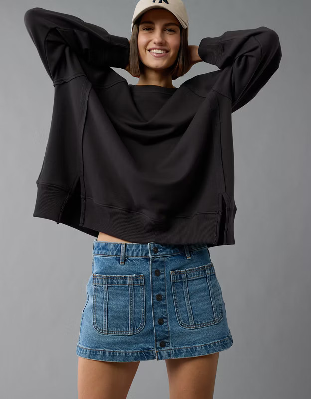 AE Big Hug Crew Neck Sweatshirt | American Eagle Outfitters (US & CA)