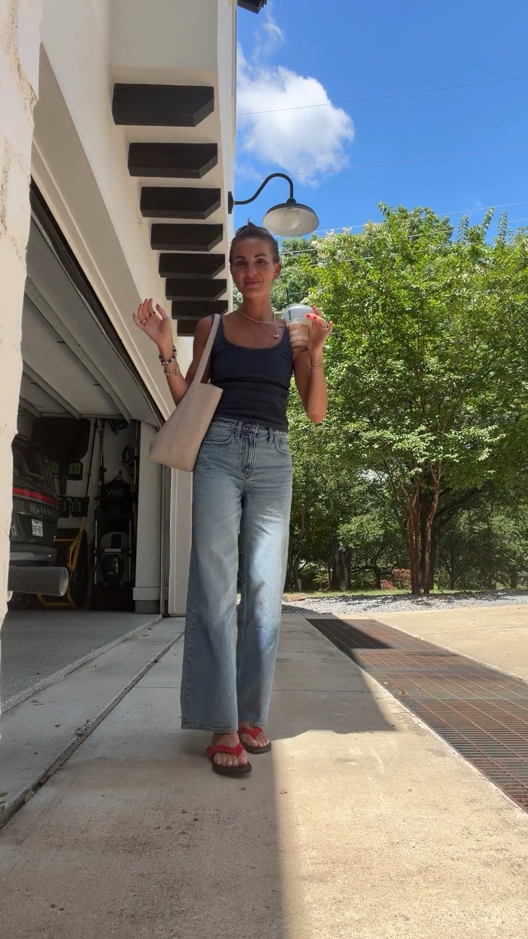 Wide leg jeans that SO good!! On sale rn! 🥳
