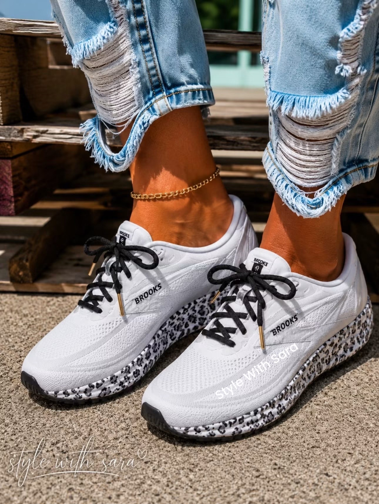 🚨 RESTOCK ALERT! 🚨

You guys… these just launched a couple of weeks ago, sold out FAST, and they’re finally BACK IN STOCK! 😍

If you had FOMO the first time, don’t let it happen again because these won’t last long. These new Brooks are seriously SO cute and they’re flying off the shelves again.

✨ Comment “RESTOCK” and I’ll send you the link so you can grab your size before they’re gone… again! 👟💨

#LTKgrwm #LTKootd #LTKmomlife