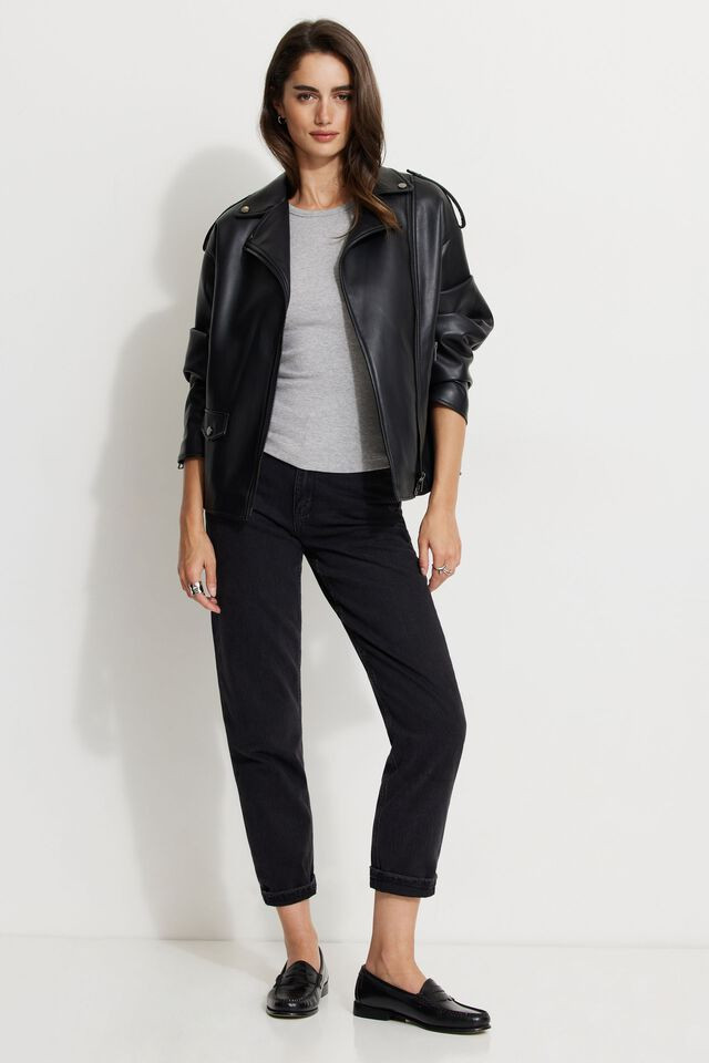 Claudia Mom Jeans | Dynamite Clothing