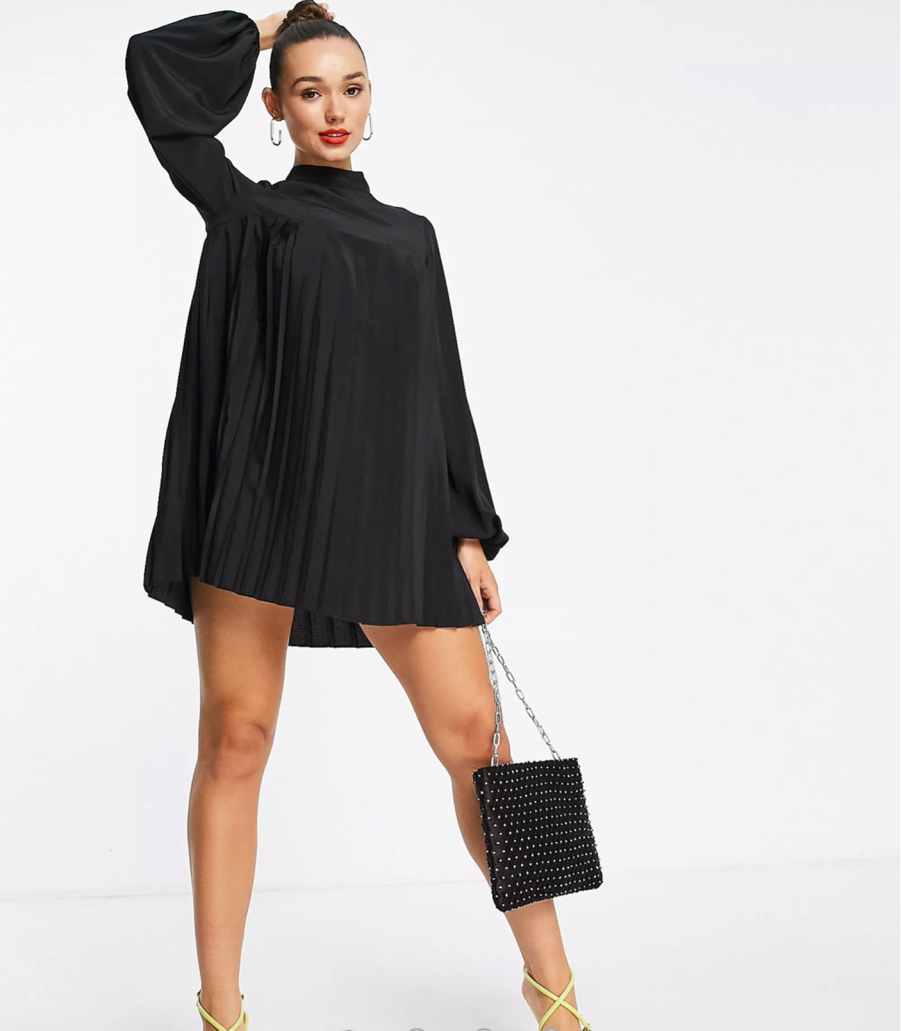 Holiday season is coming up!
High neck pleated dress
If you are looking for a statement piece and a classic black dress, this is it!!! A head turning black dress. The simplicity of this dress gives a sophisticated vibes to it.
It’s so sexy. Just the right pair of shoes and have your hair up 

#LTKstyletip #LTKunder100 #LTKSeasonal