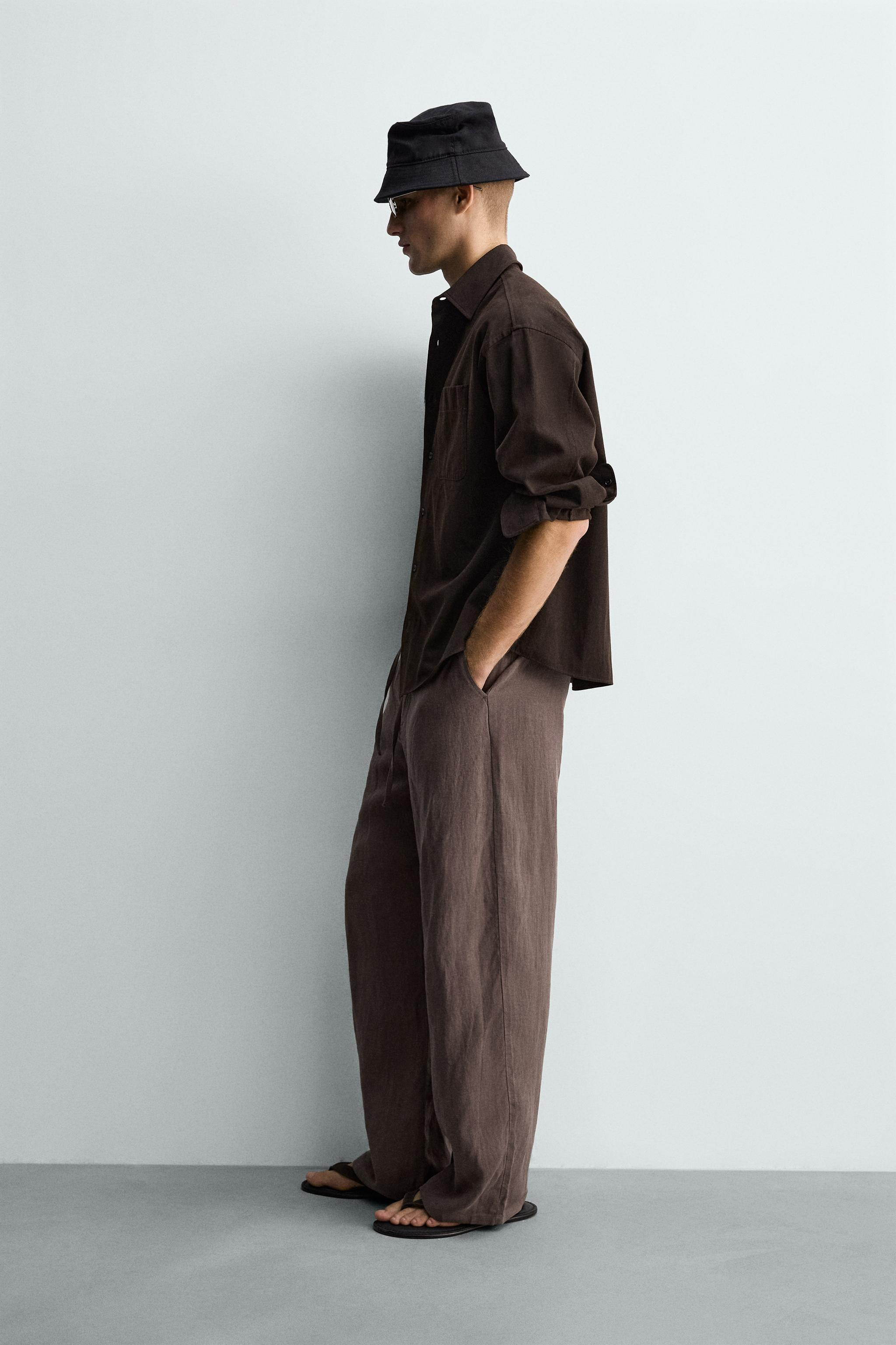 BeschreibungFarbeMaterialzusammensetzungMa\u00dfeRelaxed-Fit-Hose aus Leinen (au\u00dfer Futter).... | Zara DE