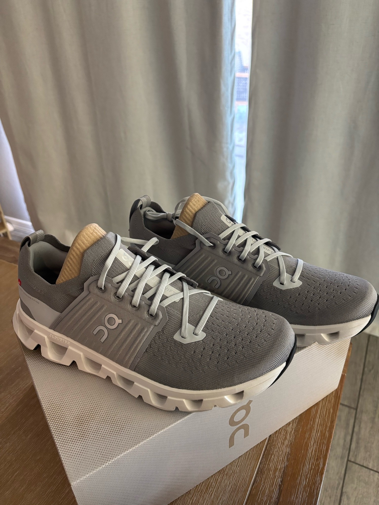 so obsessed with on cloud sneakers and every man in your life needs it and guarantee they’ll love it! 

#menssneakers #oncloud #onsneakers #menstyle #giftsforhim #fathersdaygifts #giftideasforhim #fathersday #fathersfaygifts #greysneakers #athleticwear #everydaywear #mensmusthaves #sneakers #trending #topsellers

#LTKMens #LTKActive #LTKSaleAlert
