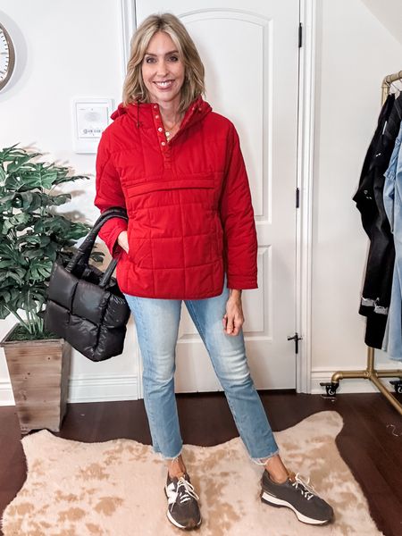 Amazon puffer pullover inspired by the Free People Pippa Pullover. Except it is $135 less! Perfect for fall, fits true to size and comes in many colors. 

Free people Pippa | puffer jacket | puffer pullover | fall jacket | mom style | soccer coat | 

#LTKstyletip #LTKfindsunder50 #LTKSeasonal