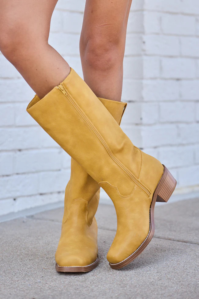 Duston Banana Pull On Boots SALE | Pink Lily