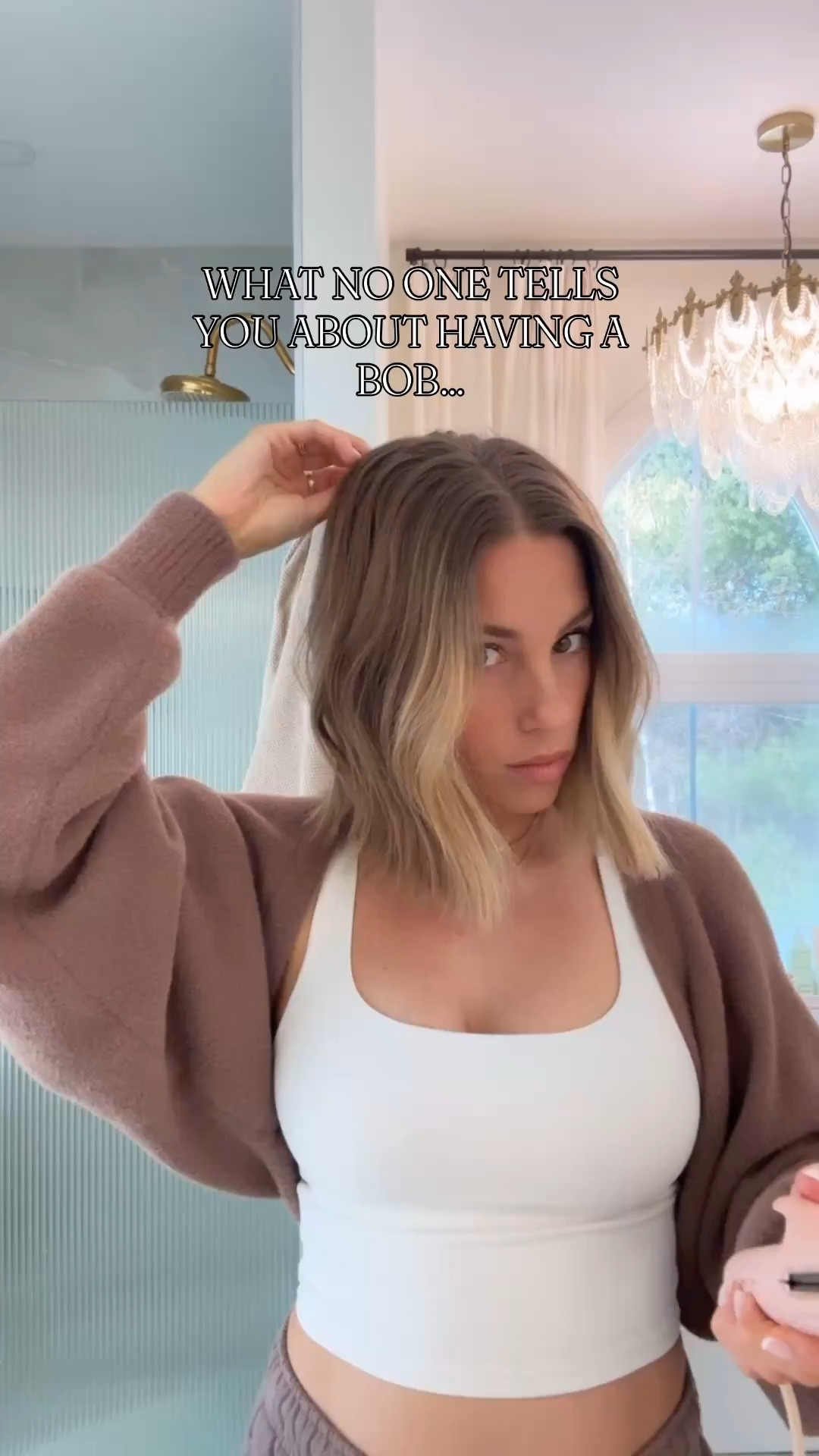 now listen… I am a SHORT HAIR GIRLY ✂️
I love it & I’ll tell you why… but here are a few things no one tells you:
	•	you wake up looking like Joe Dirt
	•	you’ll feel like you need a haircut every 2 weeks
	•	it’s a commitment (no hiding it in a bun 😅)
	•	it needs styling to look good
	•	not really gym-friendly..
	•	you cannot leave the house without checking the back 👀
	•	there is always an awkward stage

…but here’s why I still love it:
	•	volume with minimal effort
	•	somehow makes every outfit look more chic
	•	wash days are faster🧖‍♀️
	•	getting ready doesn’t feel like a full production
	•	it gives a little edge without doing too much
	•	you just feel… a little cooler 😅 

it kind of forces you to just own your look… and I think I’ve grown to love that part most!🫶🏼

#LTKgrwm #LTKmomlife #LTKdayinmylife