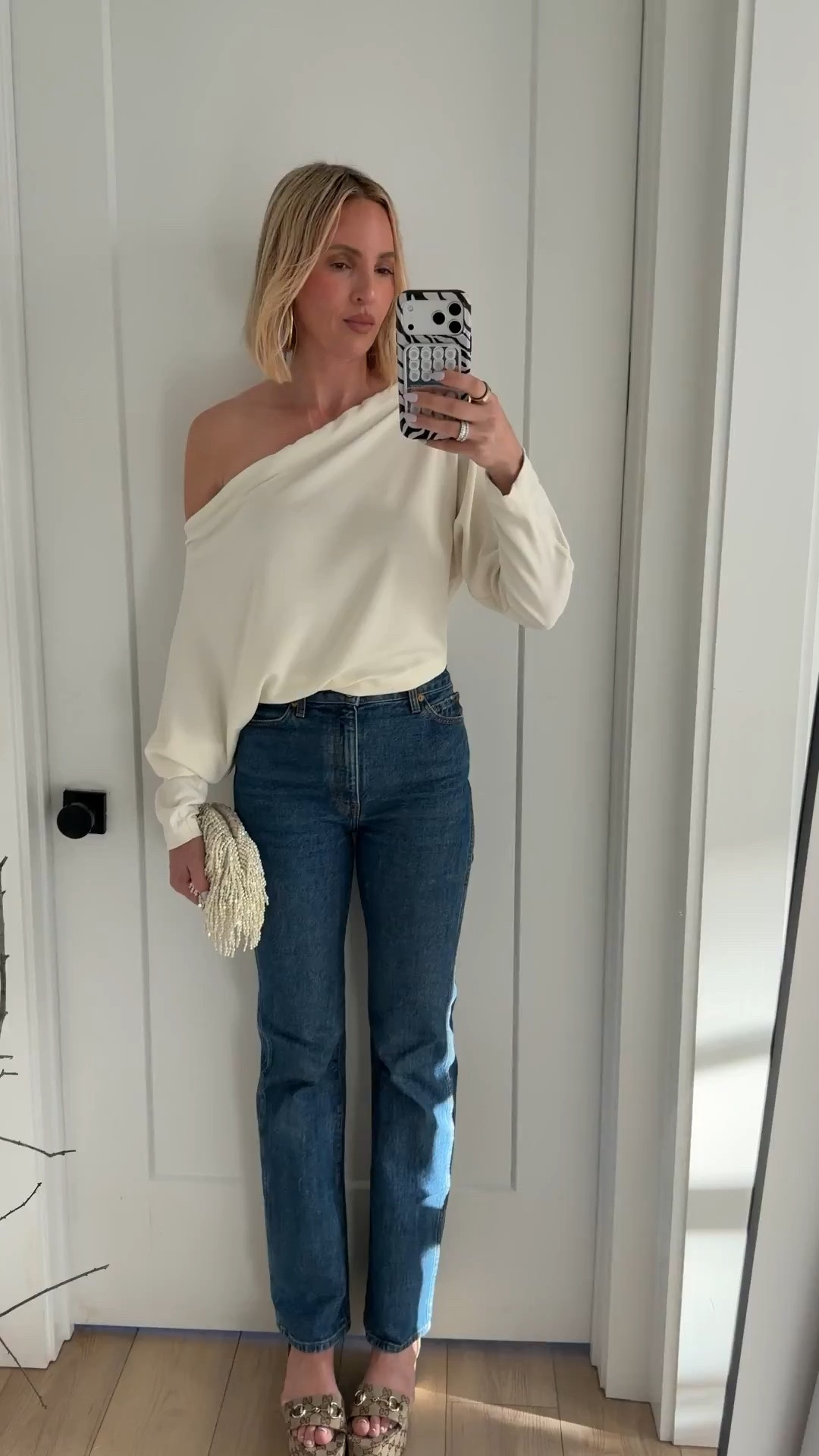 I love everything about this top. You never feel bloated in it, it’s sexy and it’s comfortable. I’m wearing a small. Jeans run tts ￼

#LTKdayinmylife #LTKootd #LTKTall