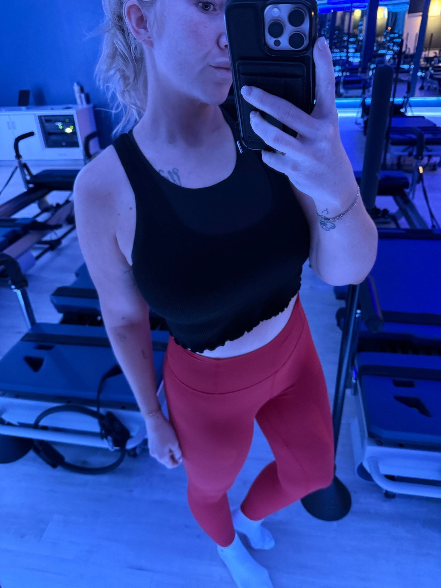 Early morning pilates class OOTD🥵

#LTKActive #LTKStyleTip #LTKSaleAlert