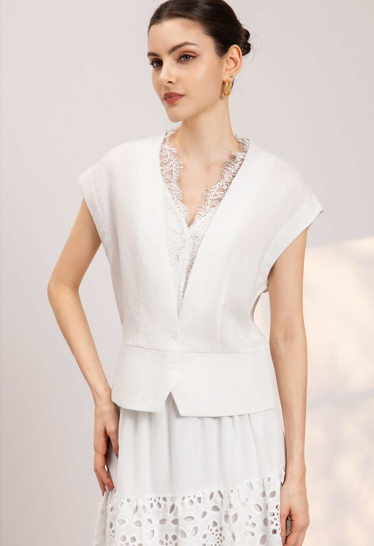 Lace Inset V-Neck Linen-Blend Buttoned Top in White for Office Day & Lunch Date | Chicwish