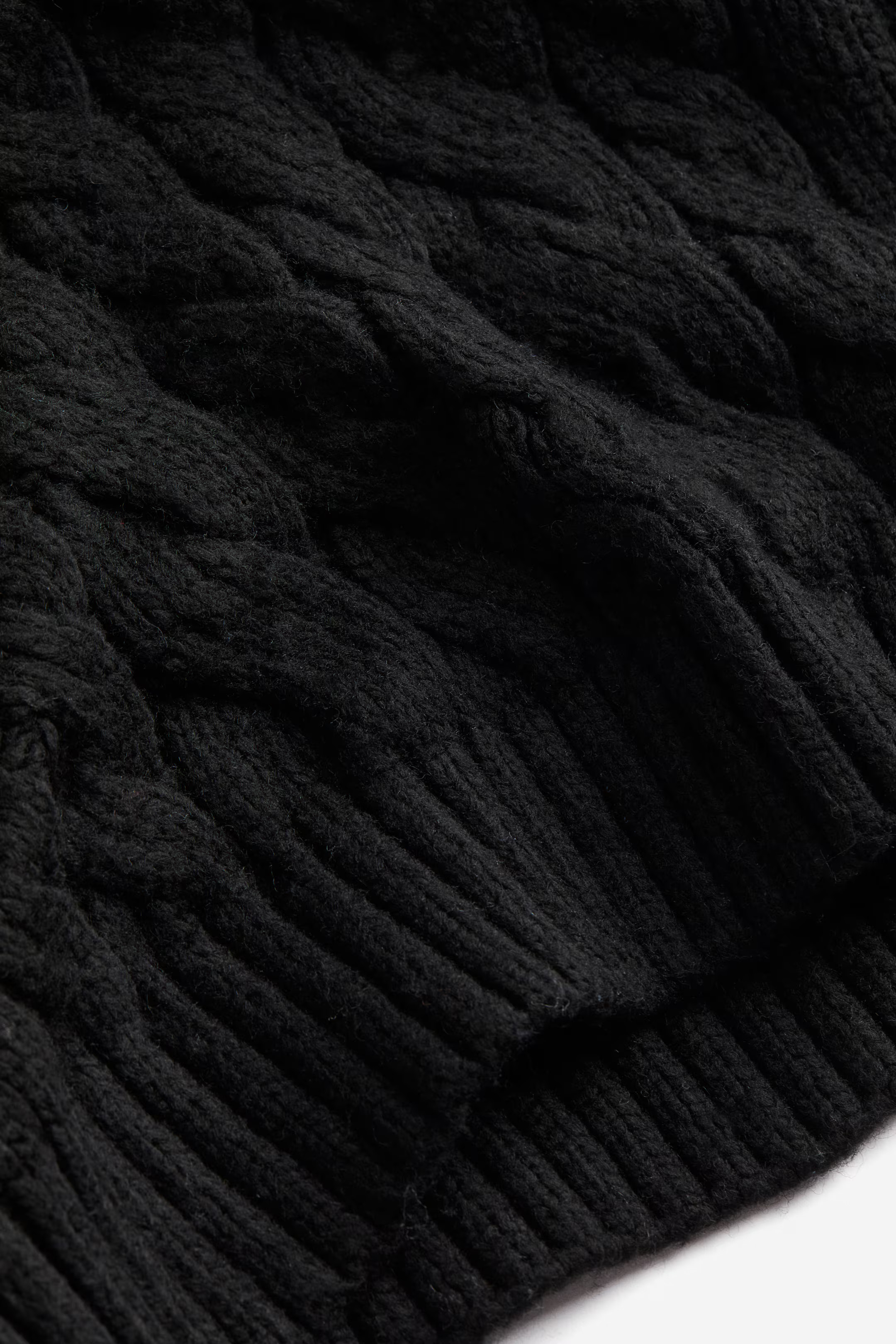 Cable-knit turtleneck jumper - Black - Ladies | H&M GB | H&M (UK, MY, IN, SG, PH, TW, HK)