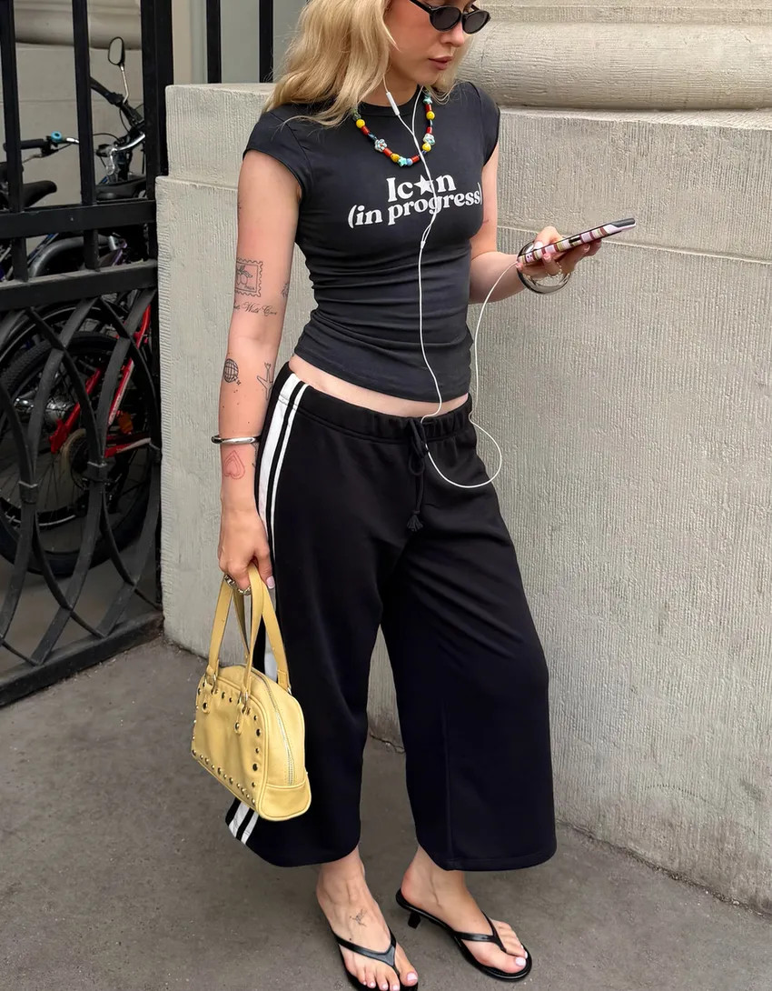 Plush capris with side stripes | Bershka RewardStyle US