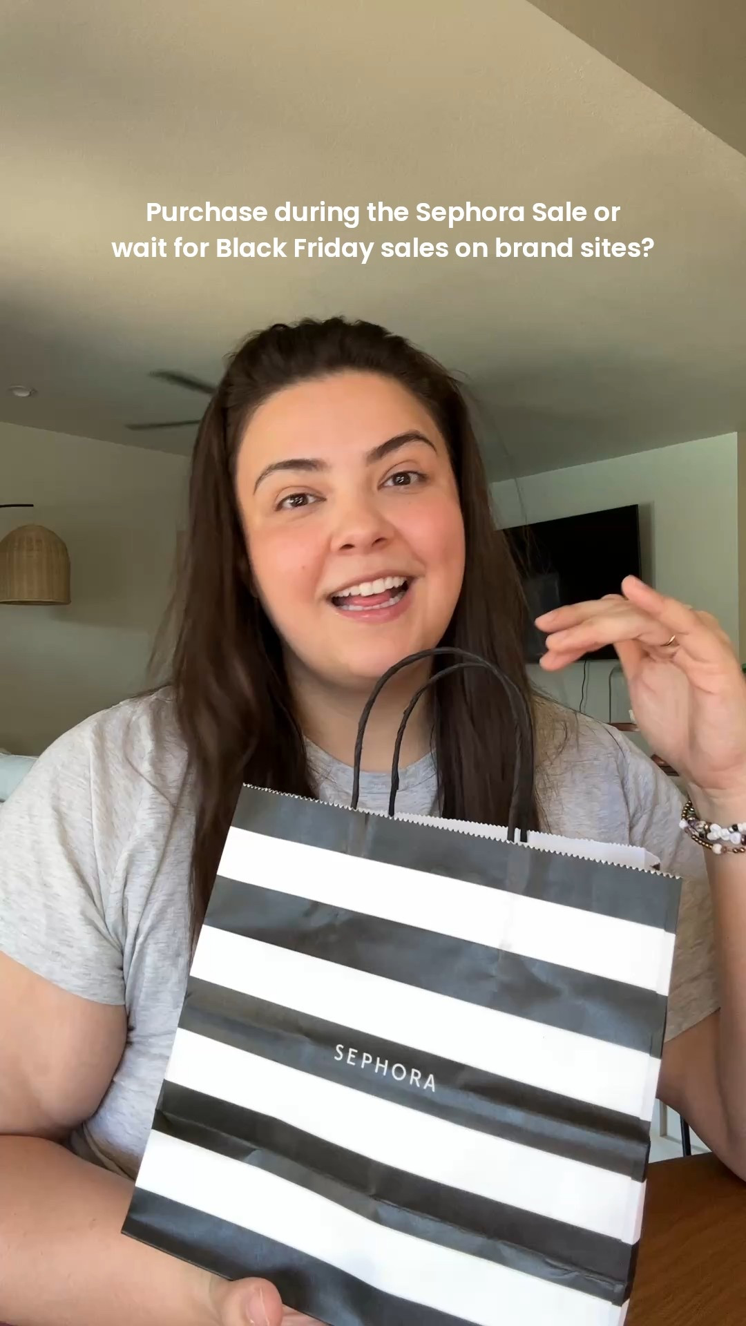 Sometimes I think waiting for Black Friday sales can make more sense than shopping the @sephora sale, but here are a few products that are worth grabbing during it 💄

I try to be really mindful during sales and only pick up the things I truly love and would buy at full price 🤍 When deciding which sale makes sense for you, look at brands’ historical discounts or grab holiday kits — they’re already great value, and the stacked discount makes them even better 🎁

✨ Products mentioned ✨
🌿 @crownaffair Dry Shampoo + Leave-In Conditioner
💧 @rhode Skin Barrier Butter
💗 @topicals Lip Salve Holiday Kit

#SephoraSale #BeautyTok #MindfulSpending #BeautyHaul #MakeupSale #HolidayBeauty #ProductRecommendations #SkincareFavorites

#LTKBeauty #LTKSaleAlert #LTKHoliday